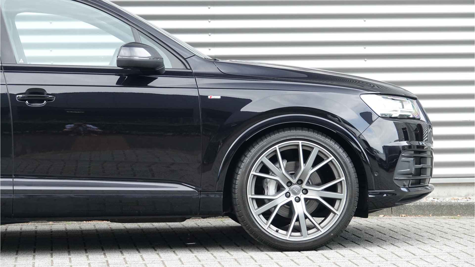 Audi Q7 50 TDI quattro Pro Line + | S Line | Luchtvering | Blackpackage | BTW | - 18/41