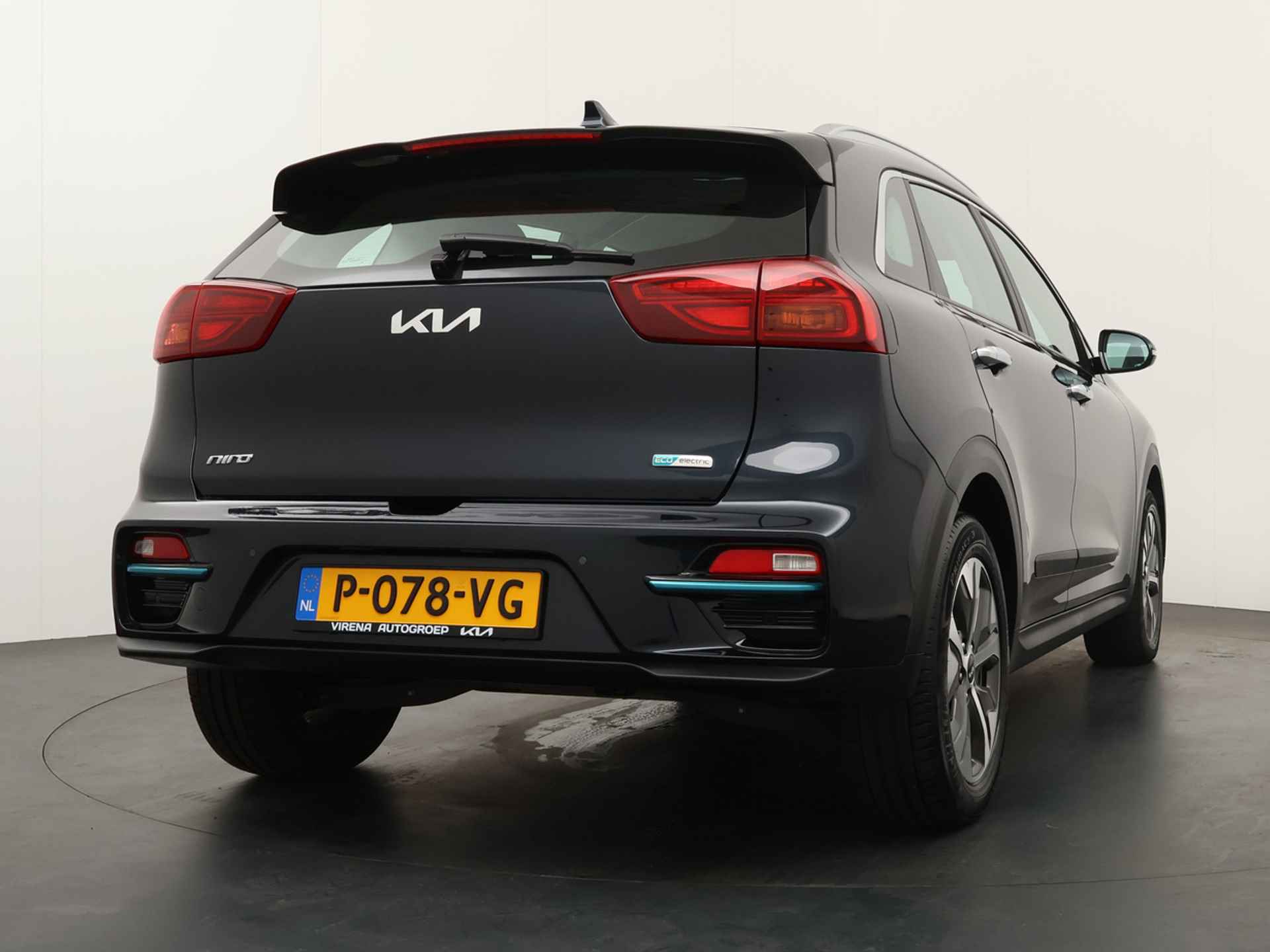 Kia e-Niro DynamicLine 64 kWh *€2000 Subsidie beschikbaar* - Adaptief Control - Climate Control - Navigatie - Apple/Android Carplay - Fabrieksgarantie Tot 2029 - 7/49