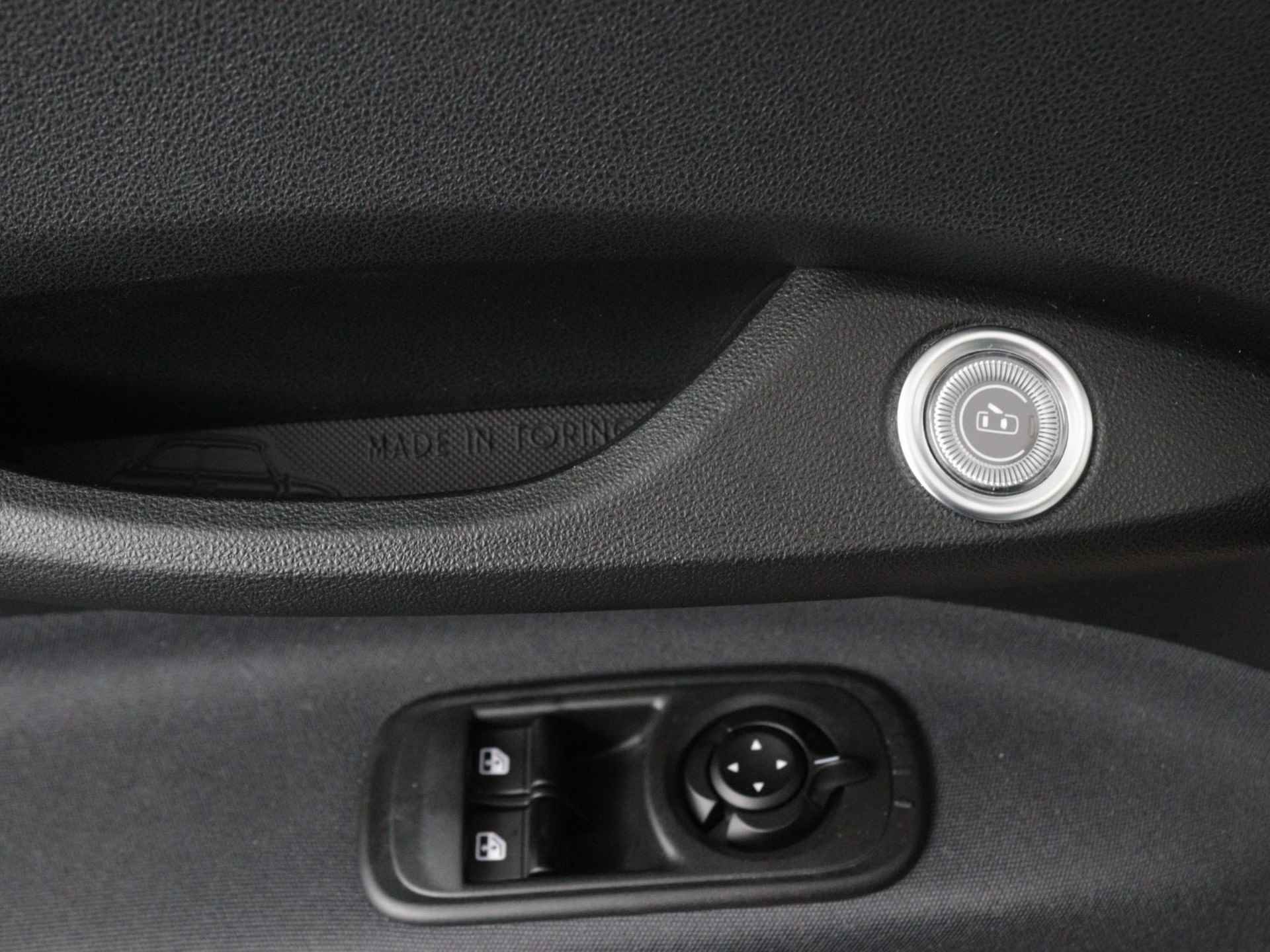 Fiat 500e Icon 42 kWh | Navigatie | Apple Carplay | Climate Control | LMV 16" - 29/58