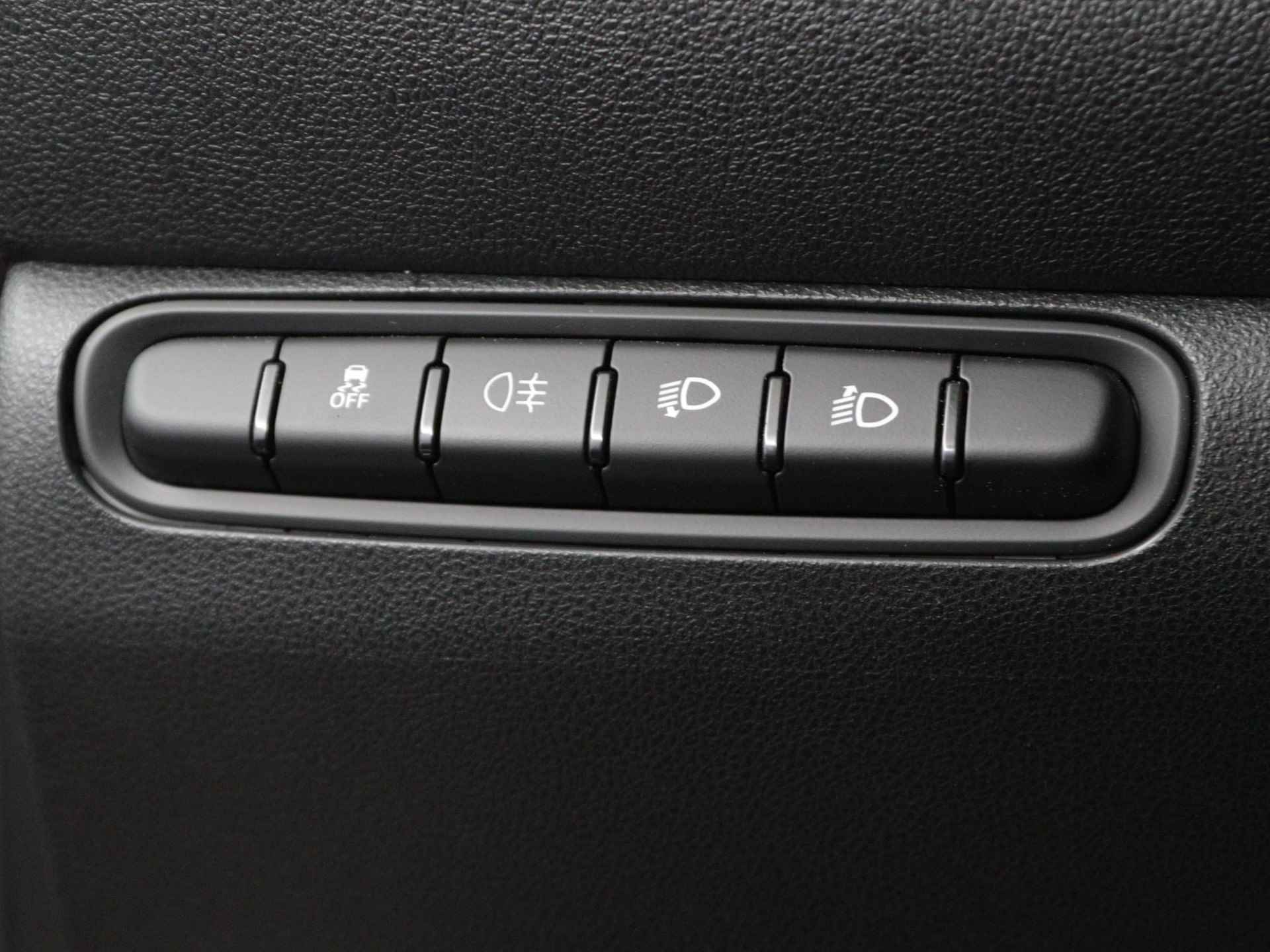 Fiat 500e Icon 42 kWh | Navigatie | Apple Carplay | Climate Control | LMV 16" - 31/58