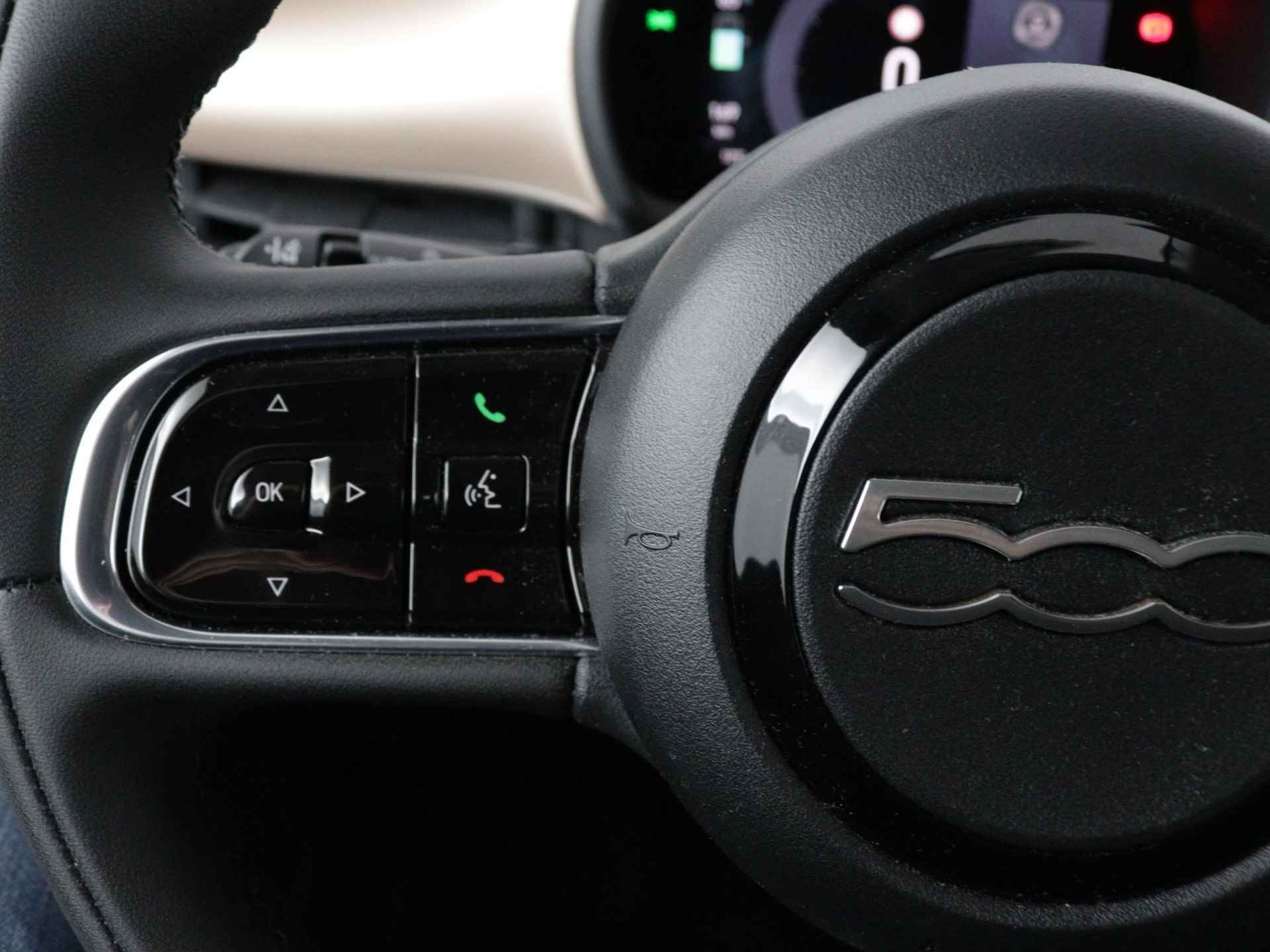 Fiat 500e Icon 42 kWh | Navigatie | Apple Carplay | Climate Control | LMV 16" - 32/58