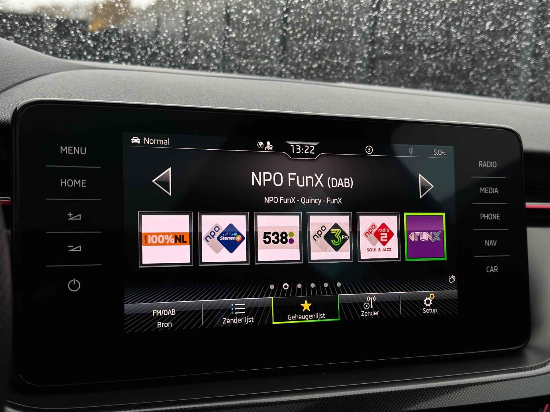 Skoda Scala 1.0 TSI Monte Carlo CarPlay Panorama - 12/36