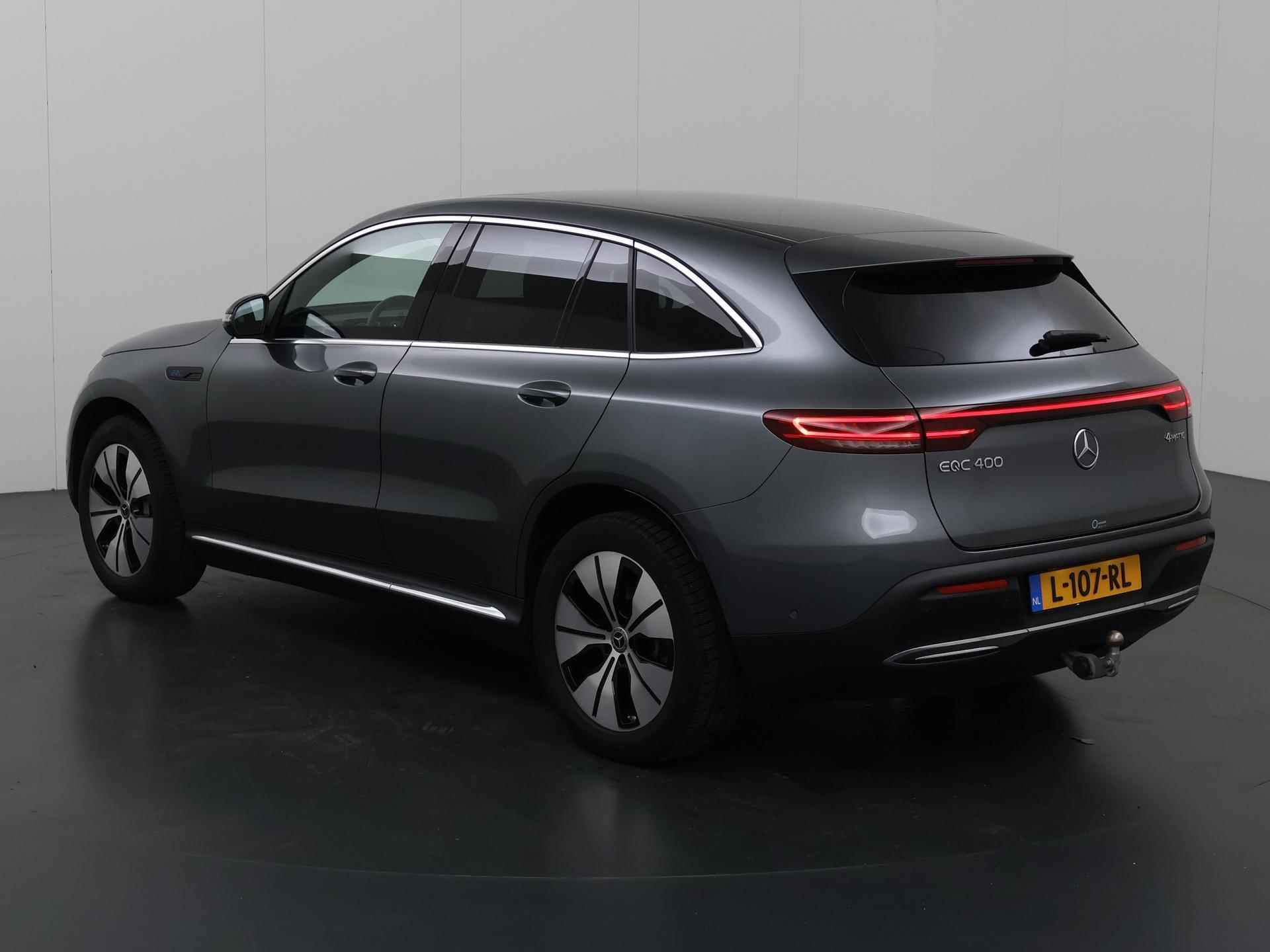 Mercedes-Benz EQC 400 4MATIC Premium Plus 80 kWh | Schuif/kanteldak | Rijassistentie | Trekhaak | Sfeerverlichting | Keyless | - 23/49