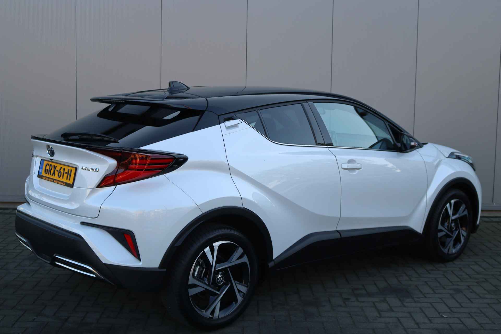 Toyota C-HR 2.0 Hybrid 184PK Automaat Executive Carplay-android/Parkeerhulp/Winter-pack - 5/33