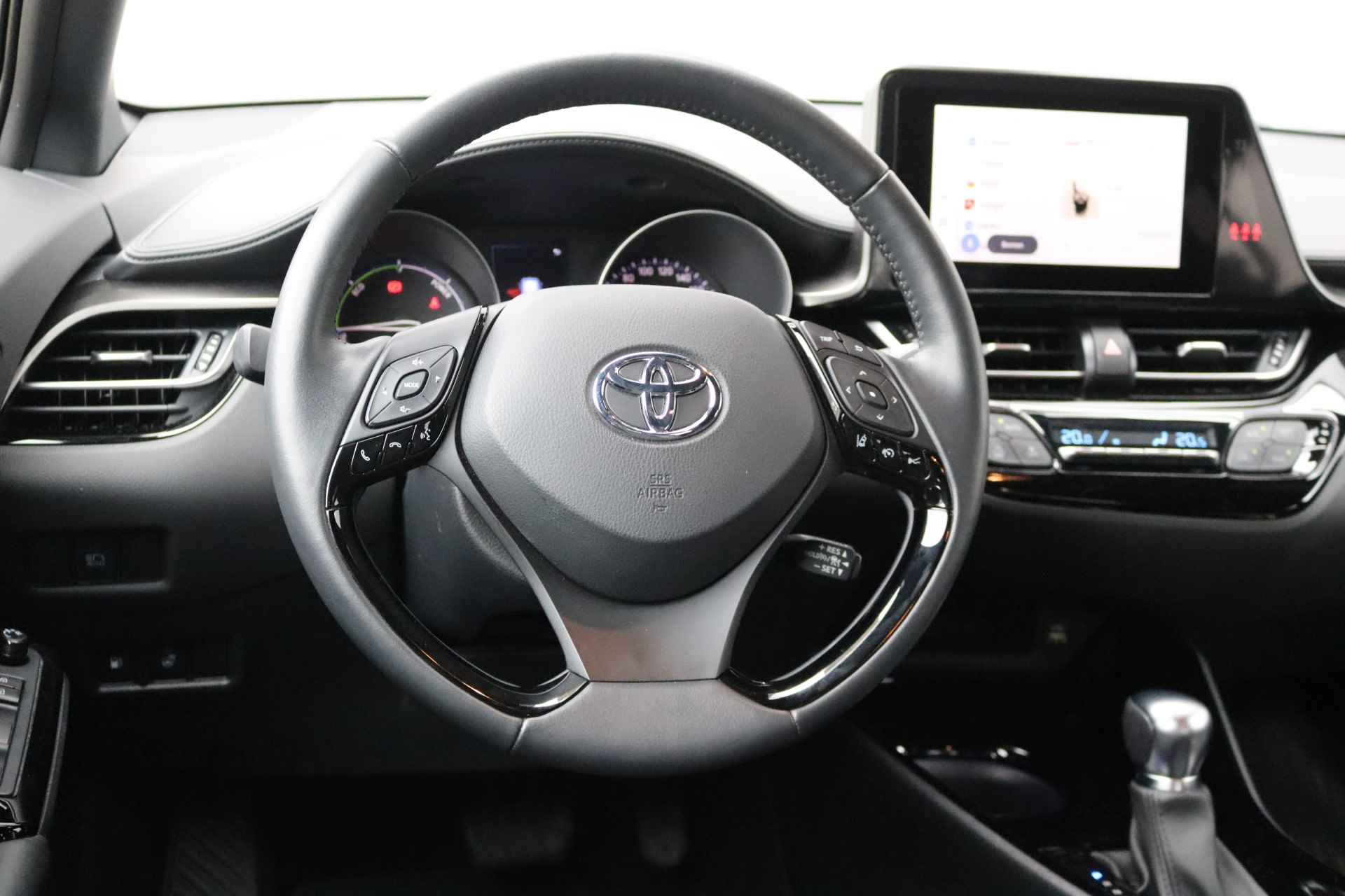 Toyota C-HR 2.0 Hybrid 184PK Automaat Executive Carplay-android/Parkeerhulp/Winter-pack - 14/33