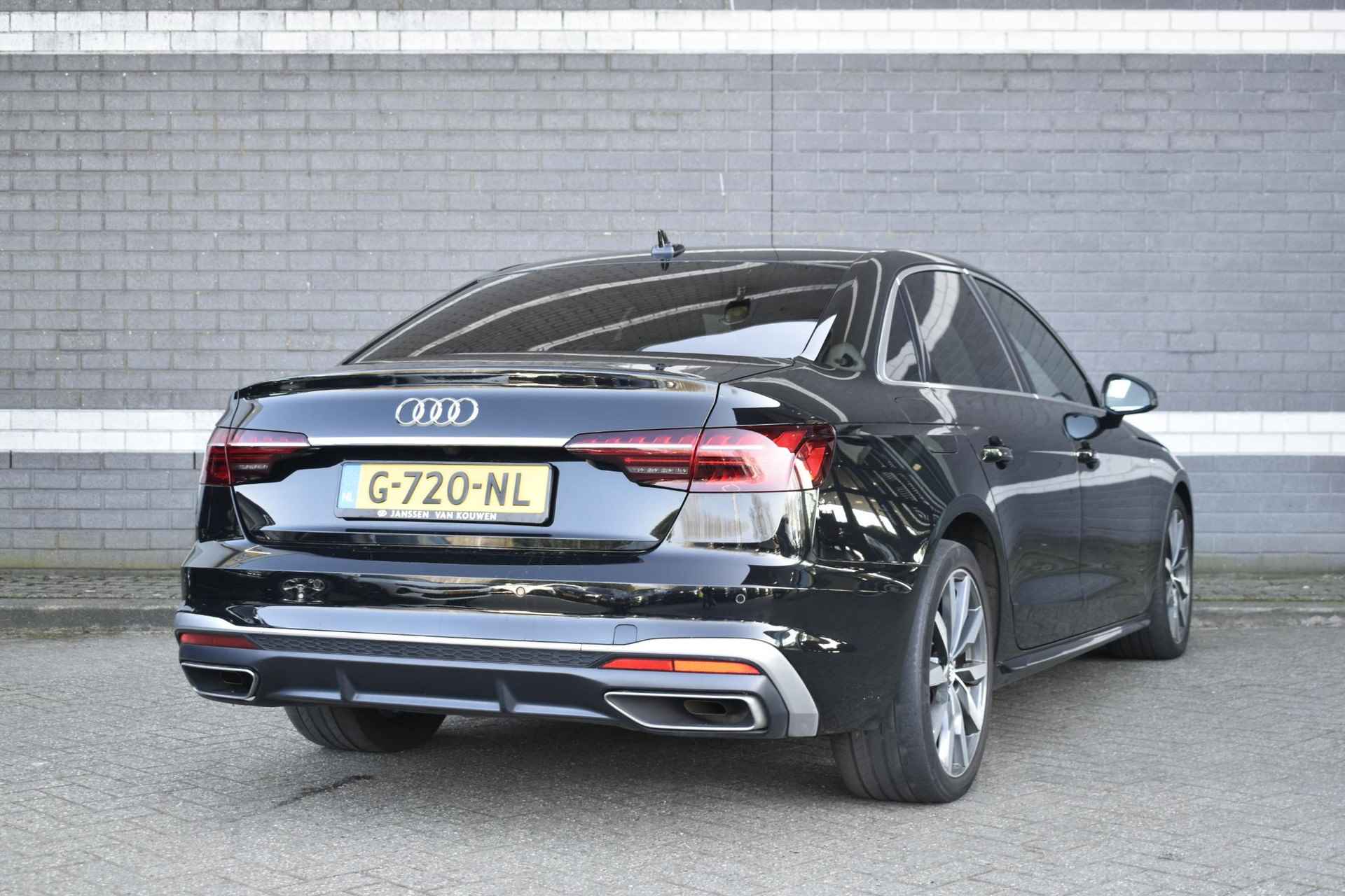 Audi A4 Limousine 35 TFSI Launch edition Sport / S-Line / Camera / Matrix / Stoelverwarming / Virtual / Audi Sound - 2/47