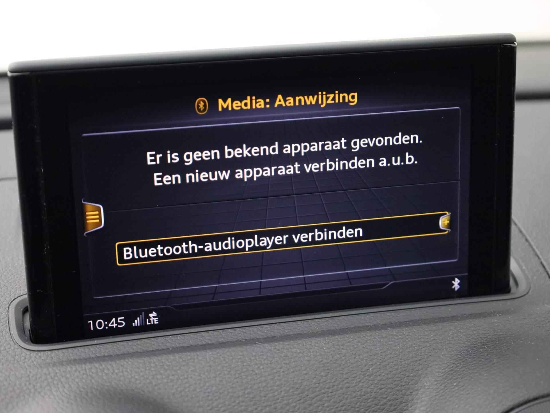 Audi A3 Sportback 30 TFSI/116PK Pro Line Navigatie · Parkeersensoren · Xenon - 36/37