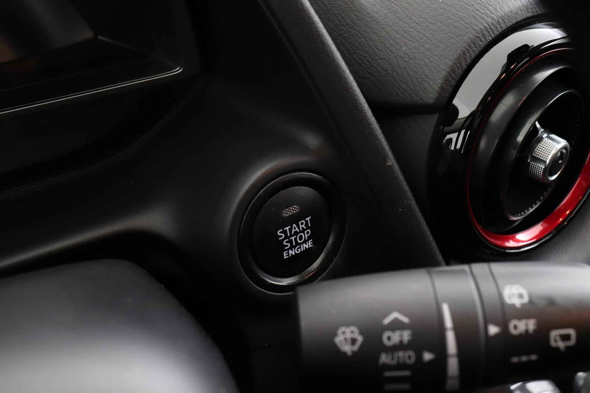 Mazda CX-3 2.0 SkyActiv-G 120 Dynamic | Trekhaak | Climate Control | Navigatie | Stoelverwarming | - 17/39