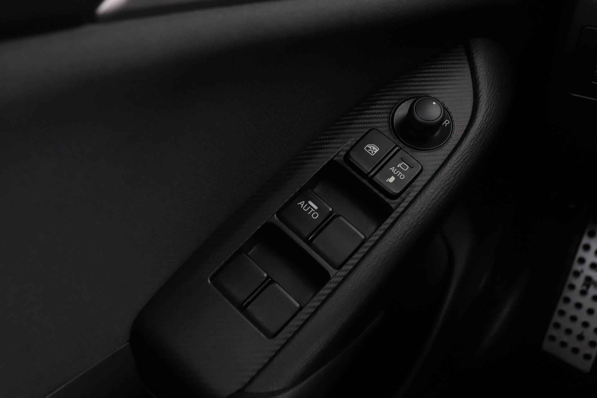 Mazda CX-3 2.0 SkyActiv-G 120 Dynamic | Trekhaak | Climate Control | Navigatie | Stoelverwarming | - 25/39