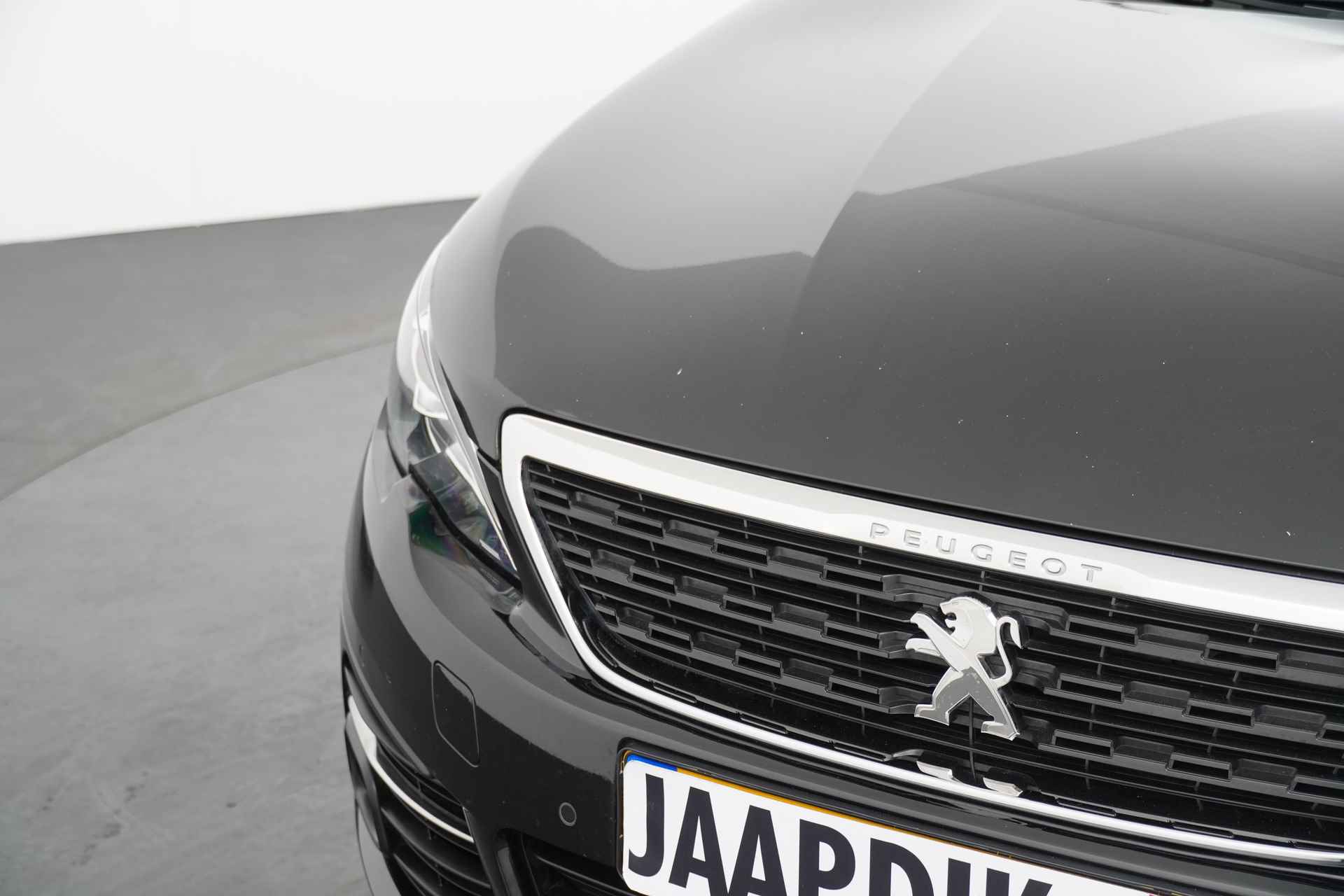 Peugeot 308 SW BWJ 2019 | 1.2 PT 111PK Executive NWE DISTRIBUTIE | CLIMA | NAVI | PANO DAK | LEER | CARPLAY | - 20/33