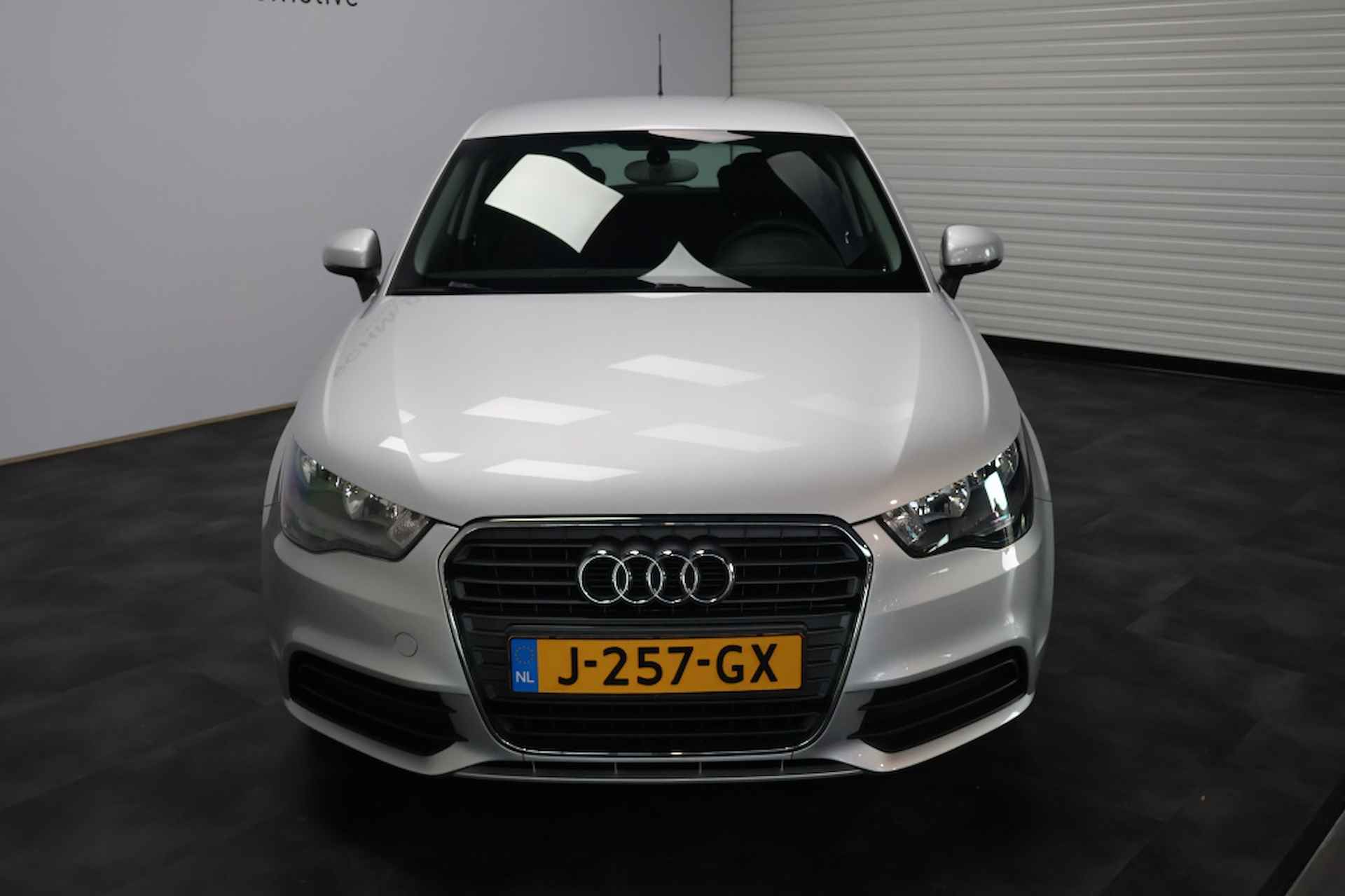 Audi A1 Sportback 1.2 TFSI Attraction - 2/23