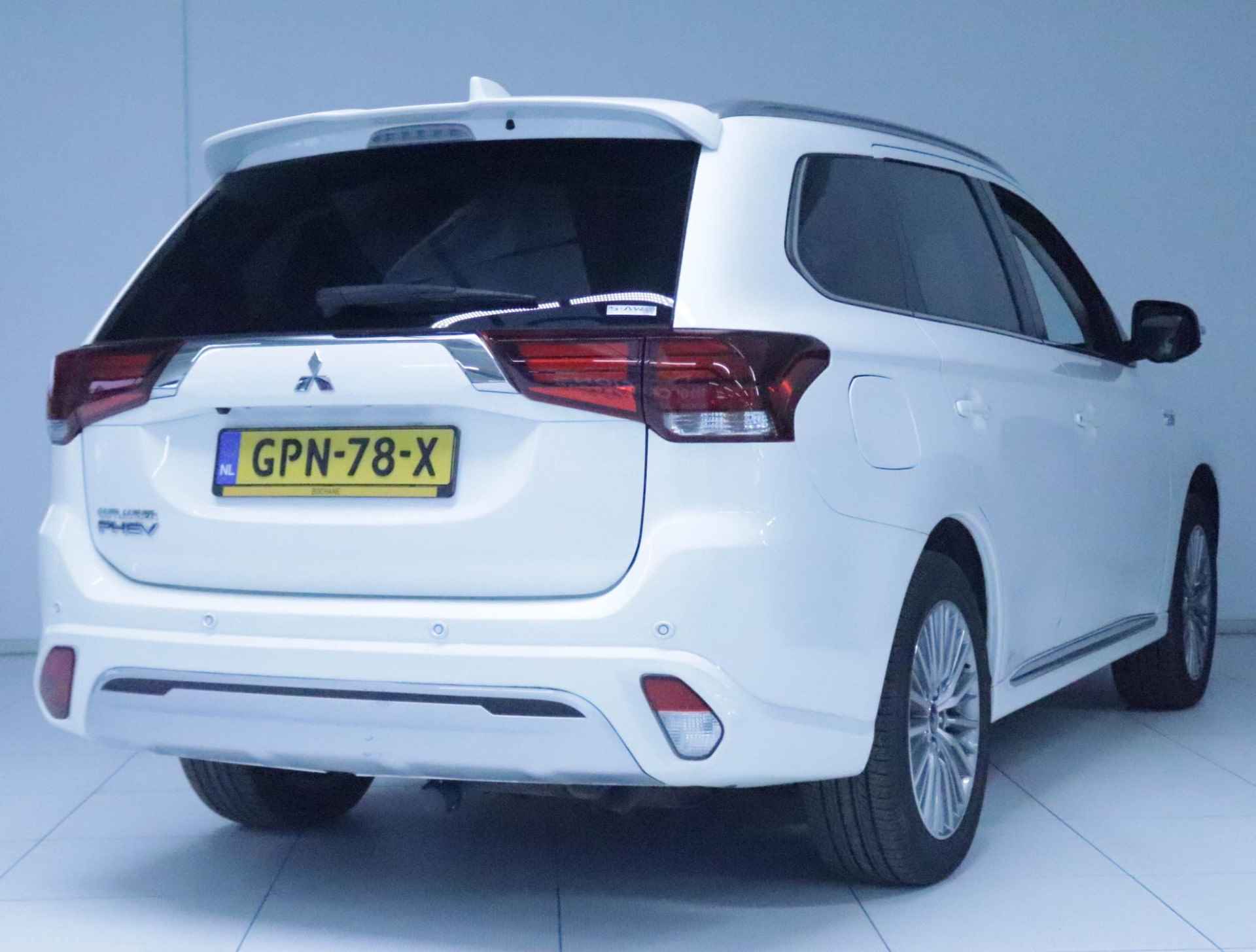 Mitsubishi Outlander 2.4 PHEV Intense Clima/Navi/Camera - 3/29