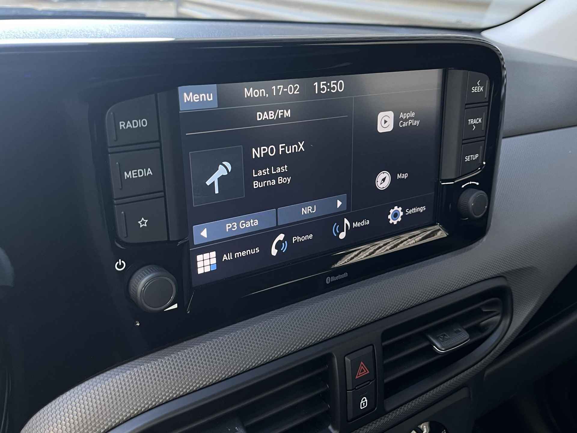 Hyundai i10 5drs 1.0 Comfort Automaat 5-zits | Apple Carplay & Android Auto | Stoel & stuurverwarming | Fabrieksgarantie 02-2029 | - 31/39