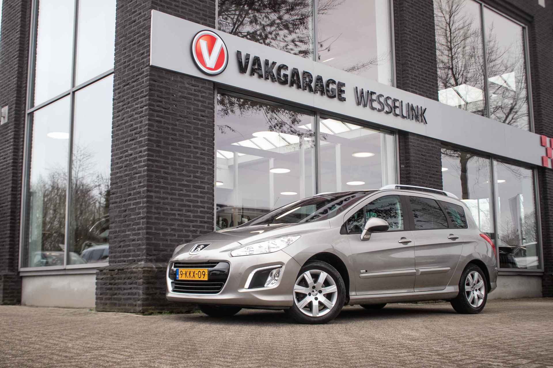 Peugeot 308 SW 1.6 VTi Style - All-in rijklrprs | Navi | Panodak | Trekhaak - 12/38