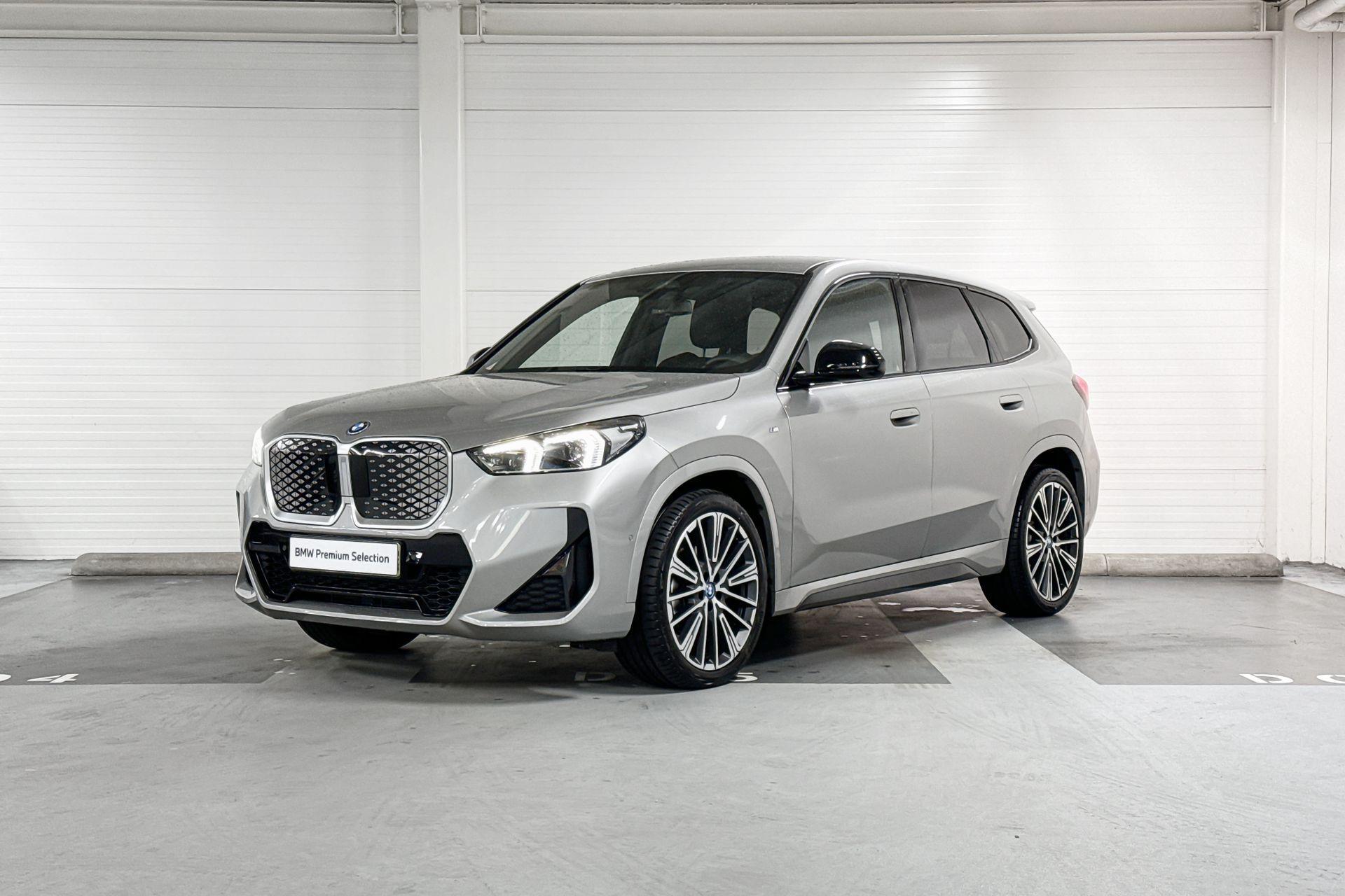 BMW iX1 eDrive20 67 kWh l M-Sport