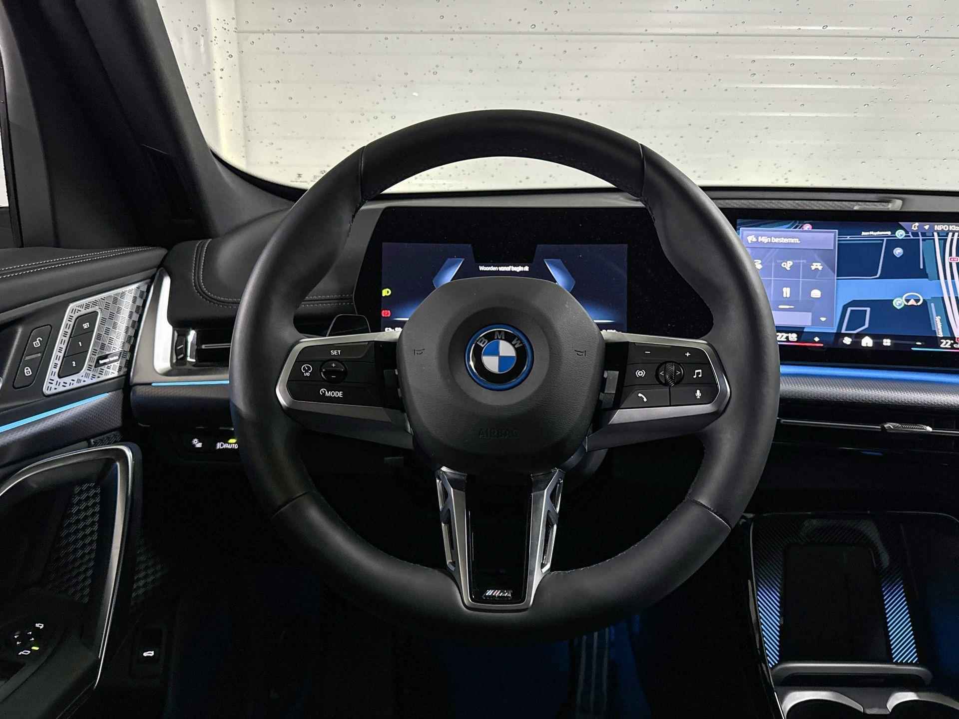 BMW iX1 eDrive20 67 kWh l M-Sport - 9/19