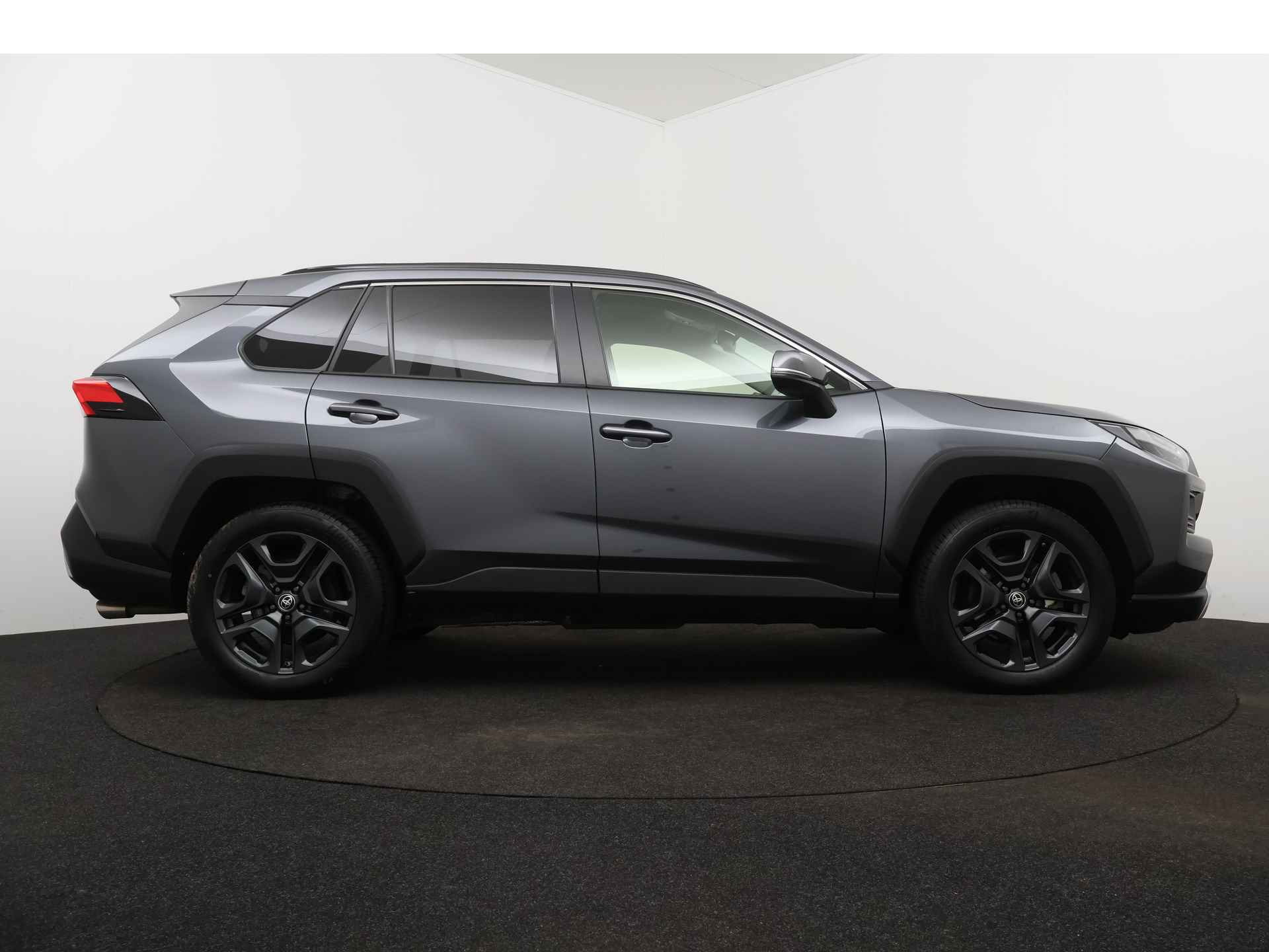 Toyota RAV4 2.5 Hybrid AWD Adventure Limited | Leder | JBL | Cloud Navigatie | Stoelverwarming | Elektrische Achterklep | - 16/47