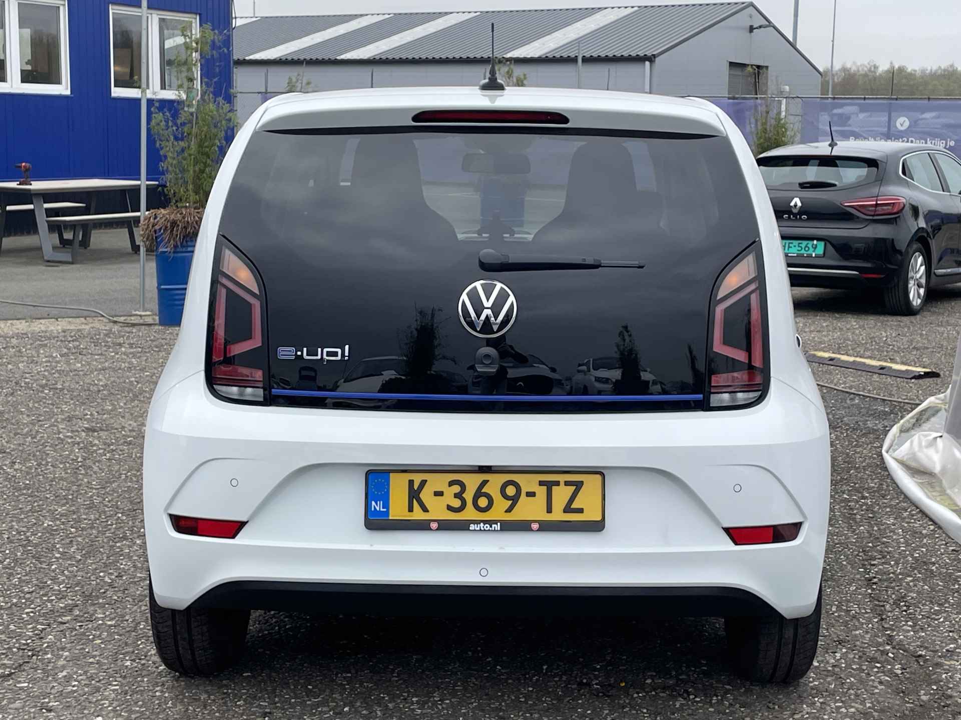 Volkswagen e-Up! e-up! Style | Cruise Control | Camera | Stoelverwarming | Verwarmde voorruit | - 12/34