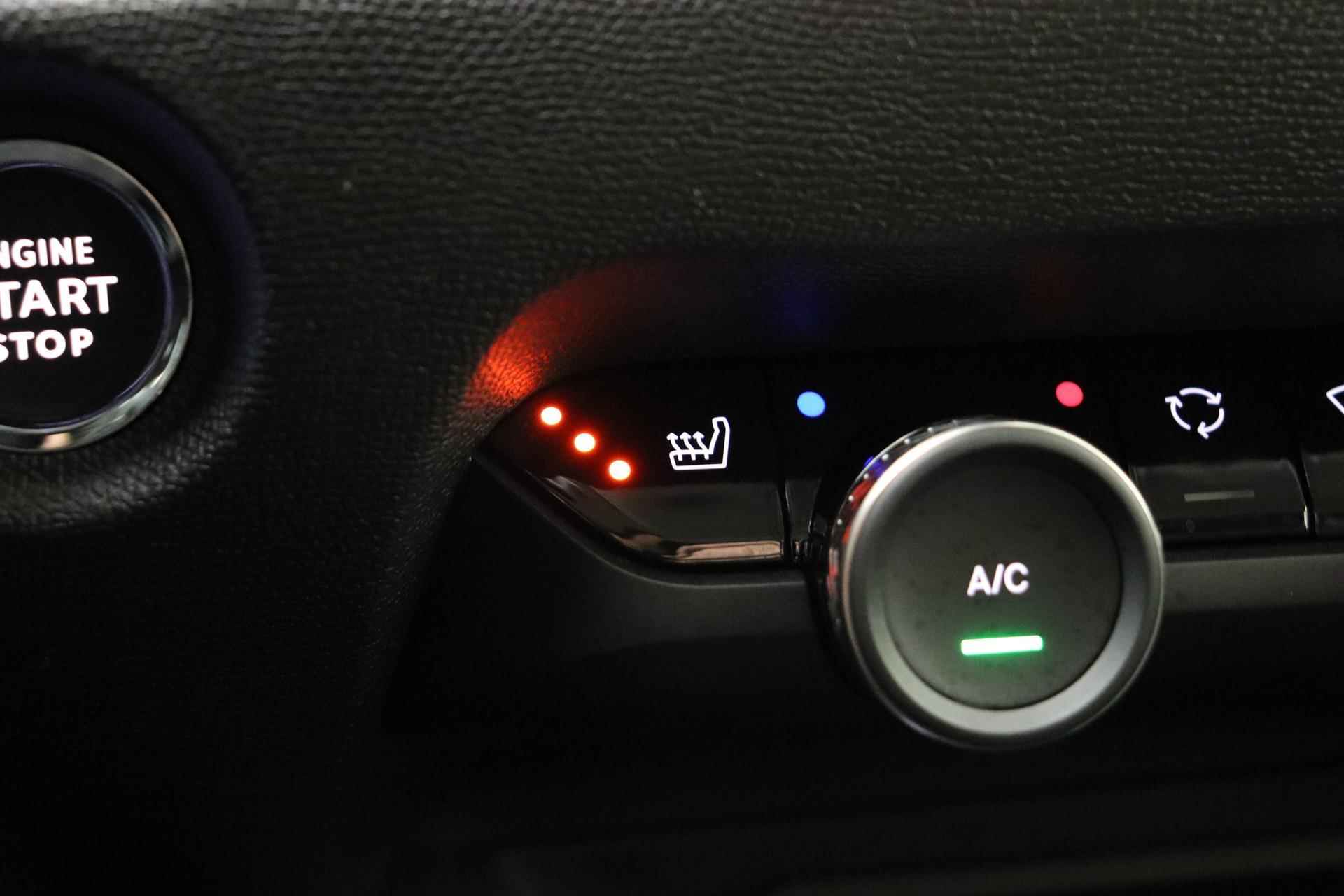 Citroen Ë-C4 Feel Edition 50 kWh | Navigatie | Adaptieve cruise-control | Climate control | Camera achter | Stoelverwarming | Stuurverwarming  | Voorruit verwarming | - 28/35