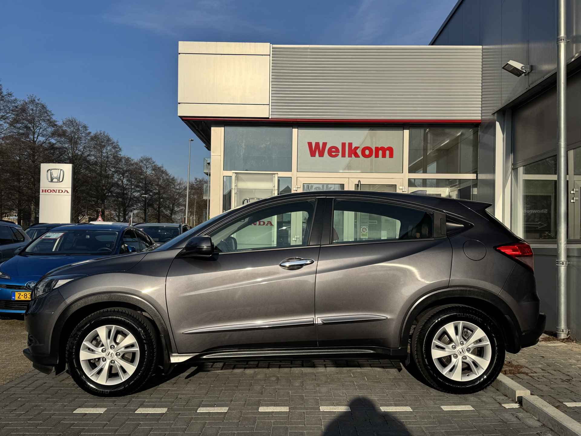 Honda HR-V 1.5 i-VTEC Elegance Navigatie, Leer, Parkeersensoren  , All-in Rijklaarprijs - 2/38