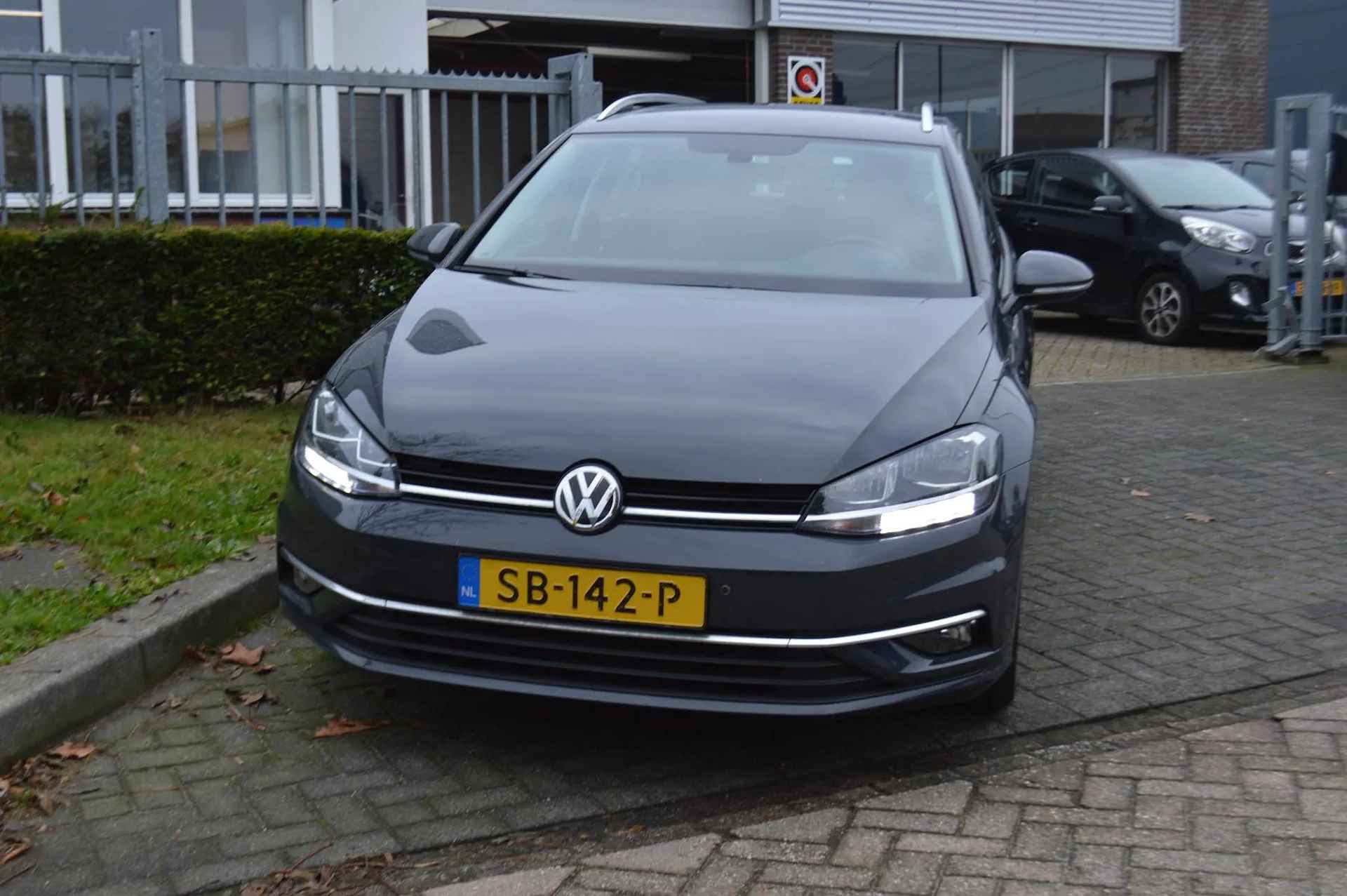 Volkswagen Golf Variant 1.0 TSI TREKHAAK DEALERONDERH NL-AUTO TOPSTAAT! GARANTIE - 11/30