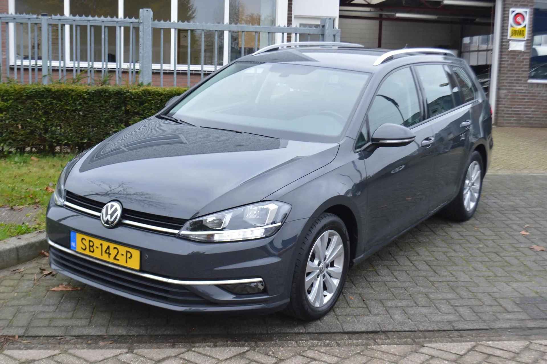 Volkswagen Golf Variant 1.0 TSI TREKHAAK DEALERONDERH NL-AUTO TOPSTAAT! GARANTIE - 12/30