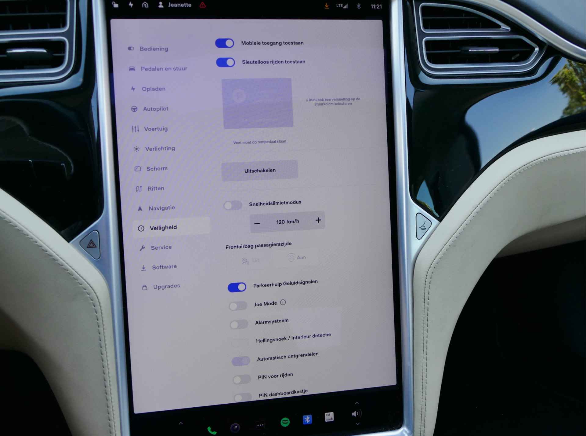 Tesla Model S 85  GRATIS LADEN | schuifdak | leder interieur | stoelverwarming - 47/59