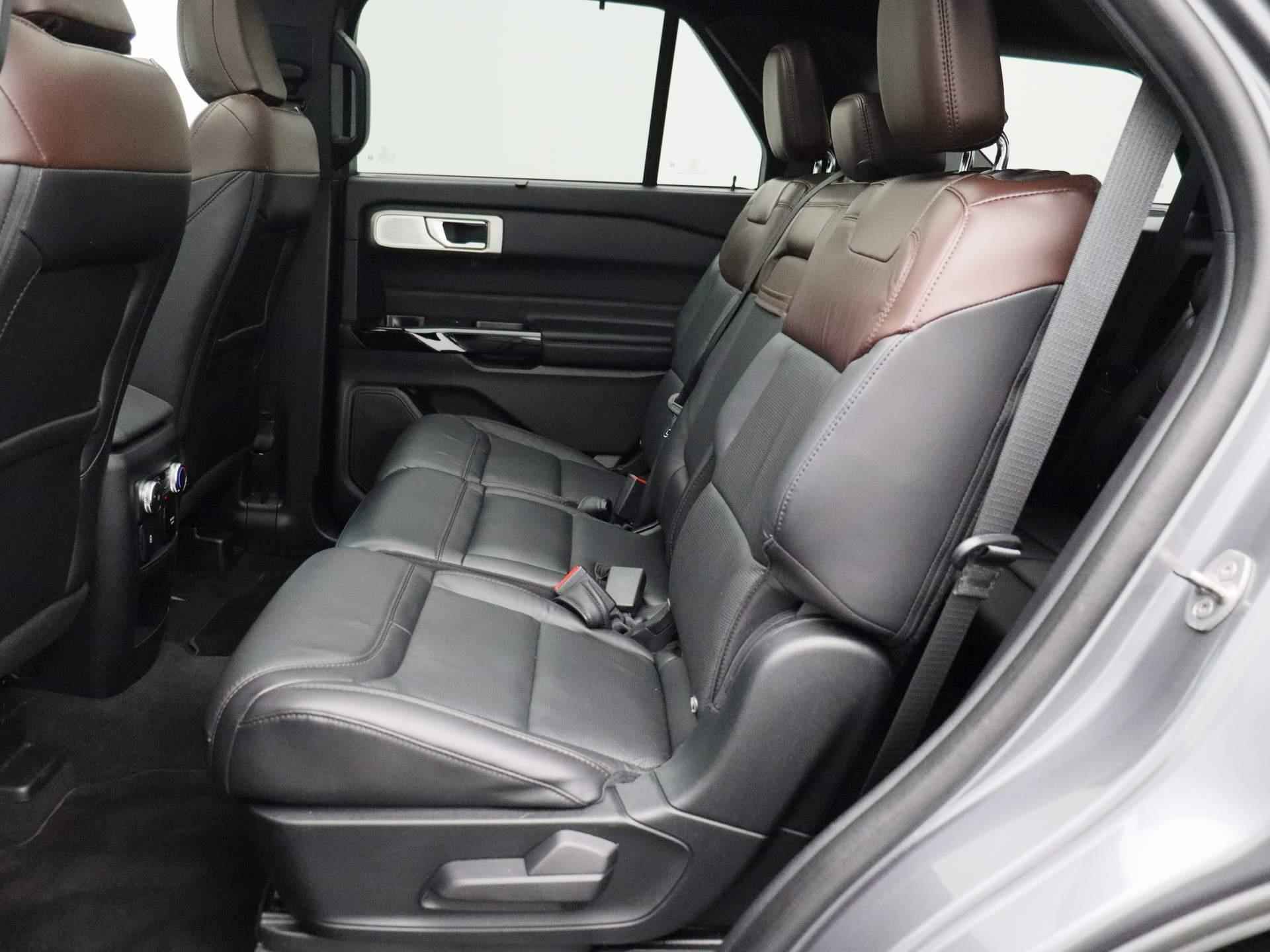 Ford Explorer 3.0 V6 EcoBoost PHEV Platinum | Panoramadak | Leder | 7 persoons | Leder | Winterpakket | - 13/48