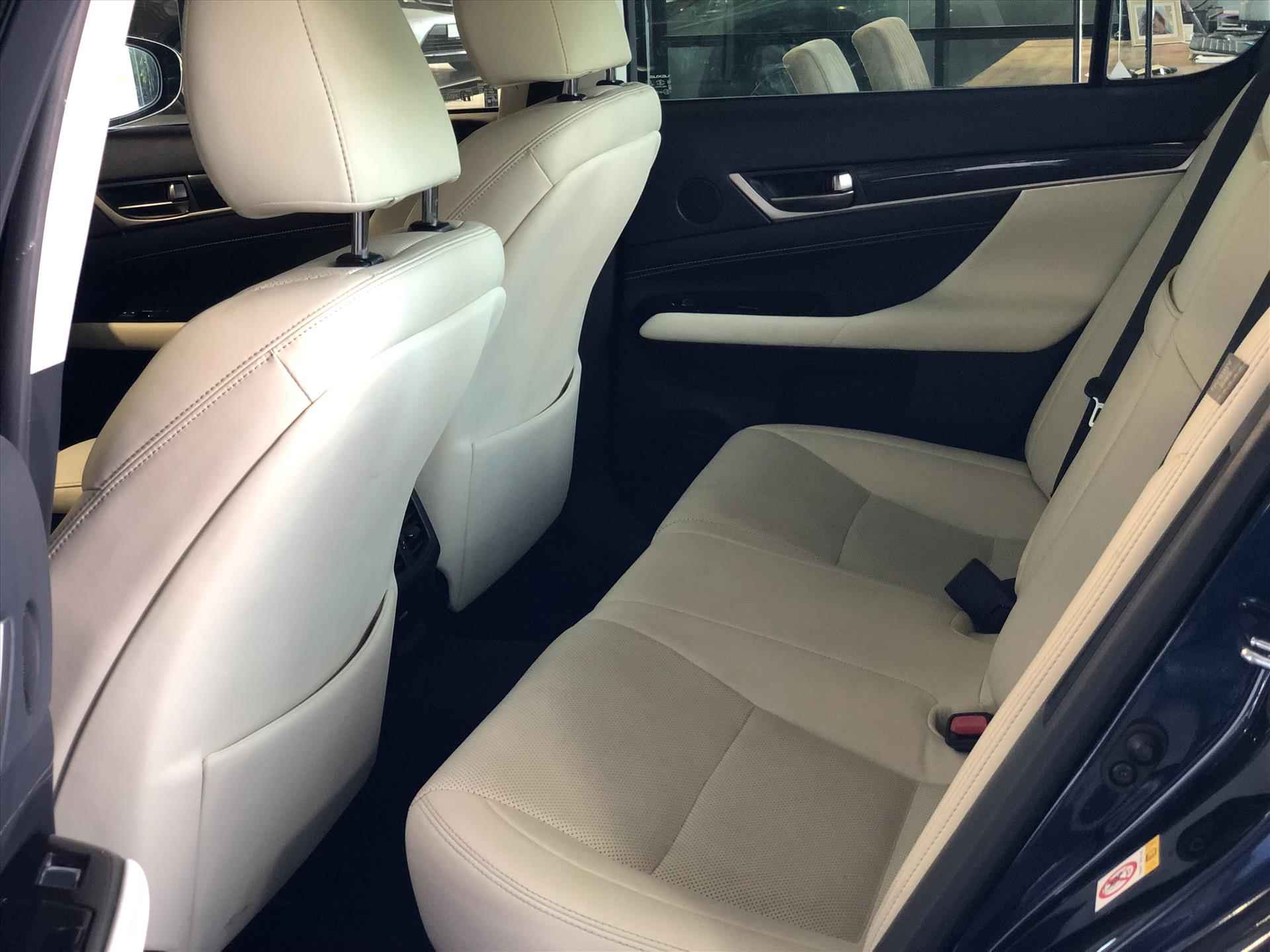 Lexus GS 300h 223PK Luxury Line | Leer, Geheugenfunctie, Stoelventilatie, Keyless, Navigatie, Adaptive cruise control, Parkeersensoren - 16/36