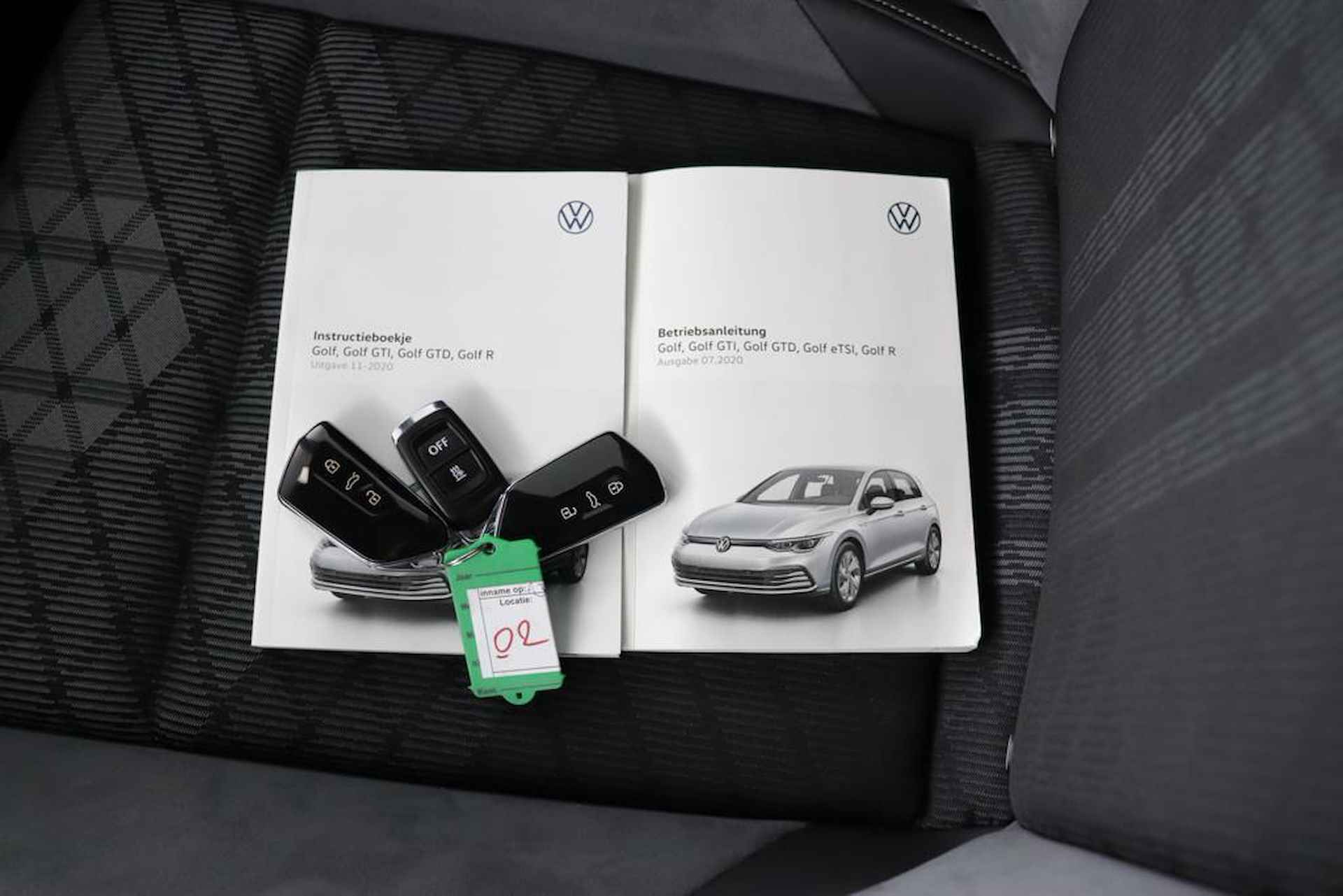 Volkswagen Golf 1.5 eTSI 150Pk Automaat R-Line  / Pano-Dak / Camera / Head-Up / Led - 9/46