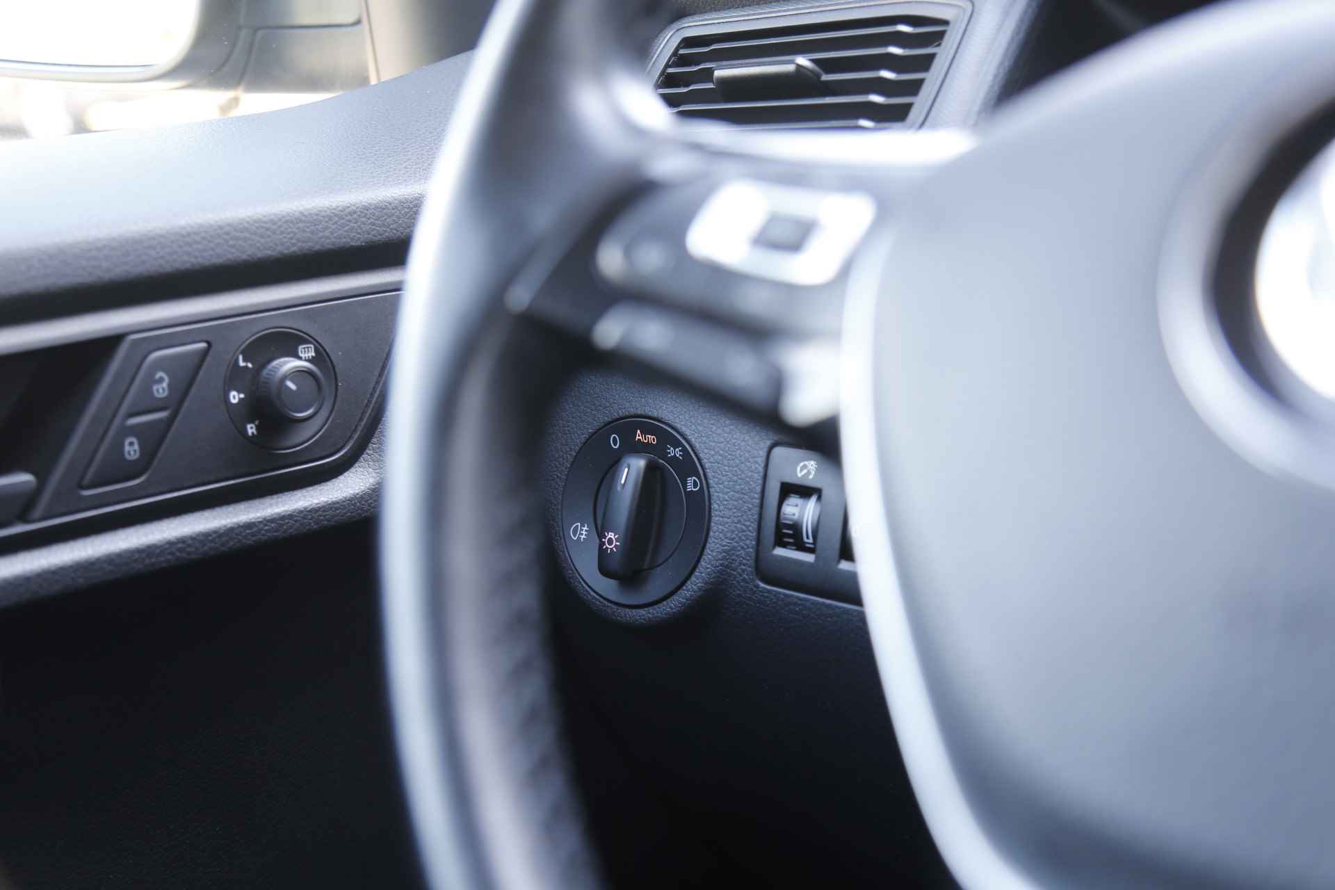 Volkswagen Caddy 1.4 TGI CNG L1H1 Automaat*BPM Vrij!*Perfect VW Onderh.*2x Zijschuifdeur/Stoelverw./Trekhaak/LED/Parkeersens./Airco/Front ass./Cr - 28/46