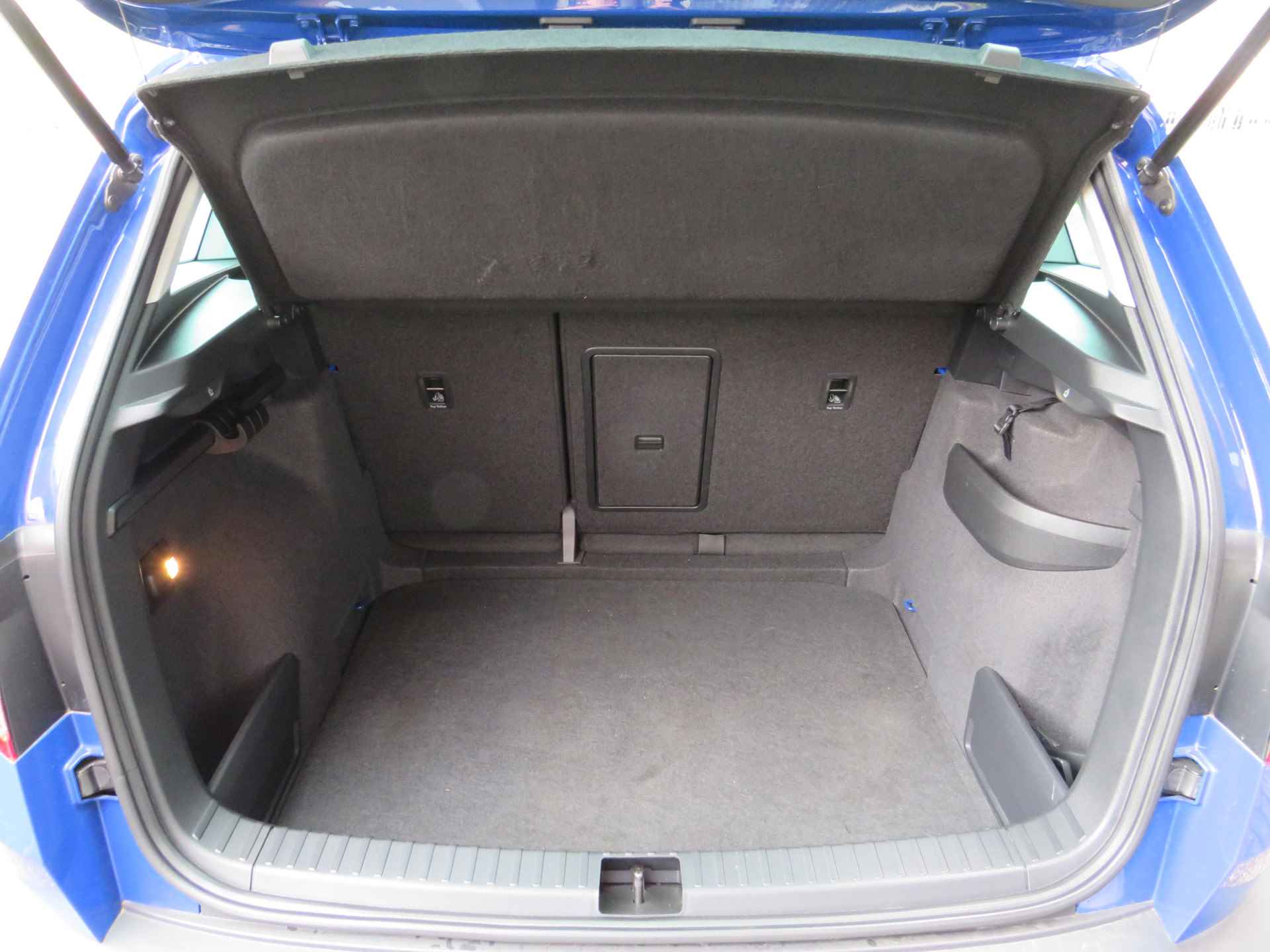 Škoda Karoq 1.0 TSI Style Business DSG Automaat | Clima-Airco | Apple carplay | Parkeersensoren | Incl. BOVAG Garantie | - 16/52