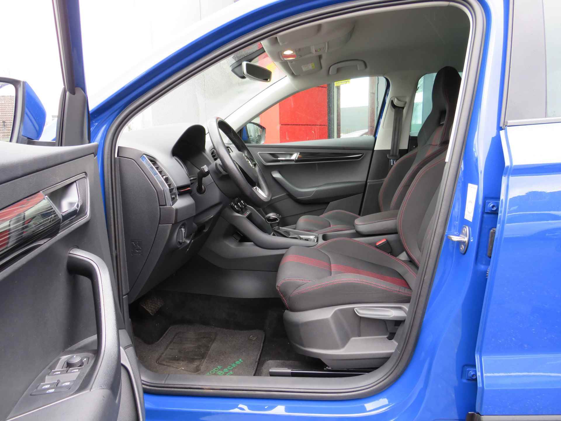 Škoda Karoq 1.0 TSI Style Business DSG Automaat | Clima-Airco | Apple carplay | Parkeersensoren | Incl. BOVAG Garantie | - 26/52