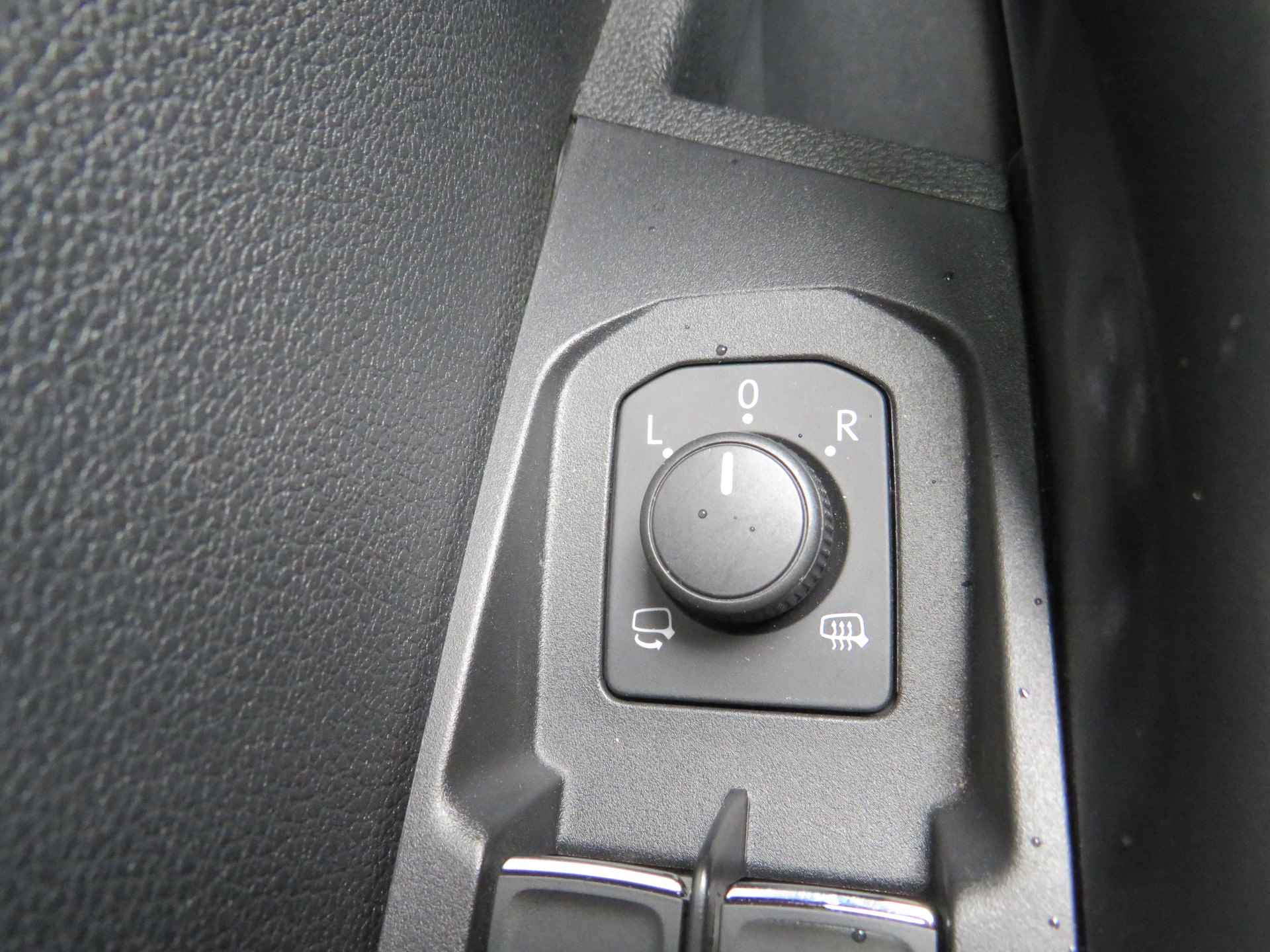 Škoda Karoq 1.0 TSI Style Business DSG Automaat| 115-PK| | Clima-Airco | Apple carplay | Parkeersensoren | Incl. BOVAG Garantie | - 29/52