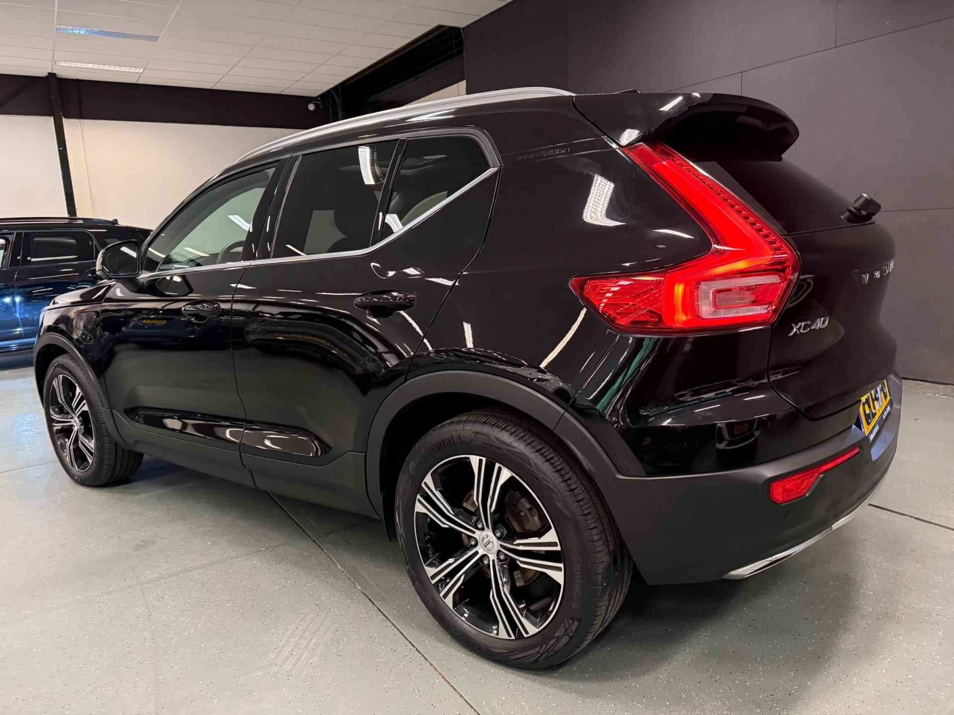 Volvo XC40 1.5 T5 R-DESIGN PANO/LEDER/LED/H-KARDON/360CAM/CRUISE/PDC/// - 8/47