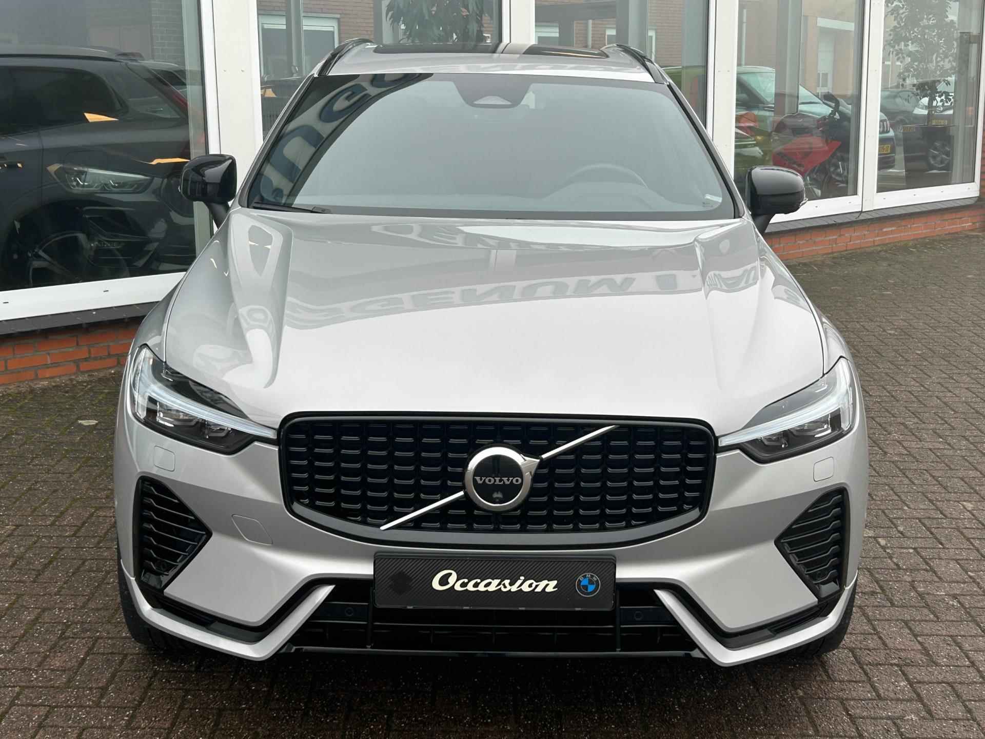 Volvo XC60 2.0 T6 Plug-in hybrid AWD R-Design - Nieuw model - Panoramadak - Trekhaak - H&K - Nieuwstaat - 6/24