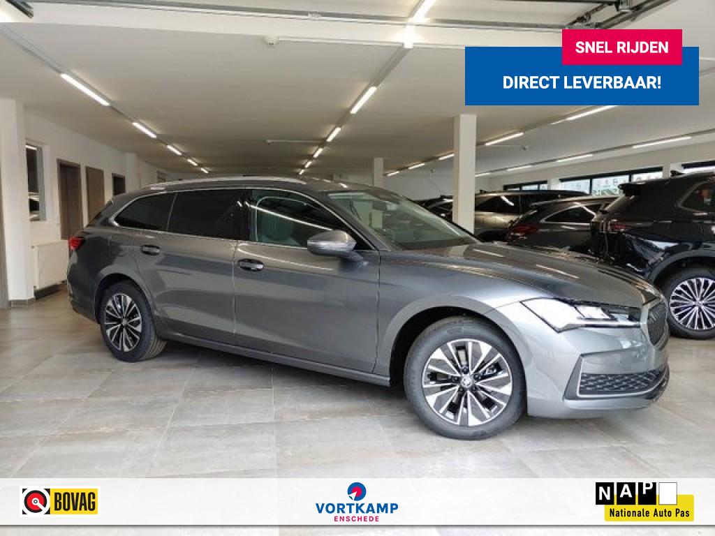 SKODA Superb 1.5 eTSI DSG SELECTION PANO-DAK/TREKHAAK/NAVI/ACC