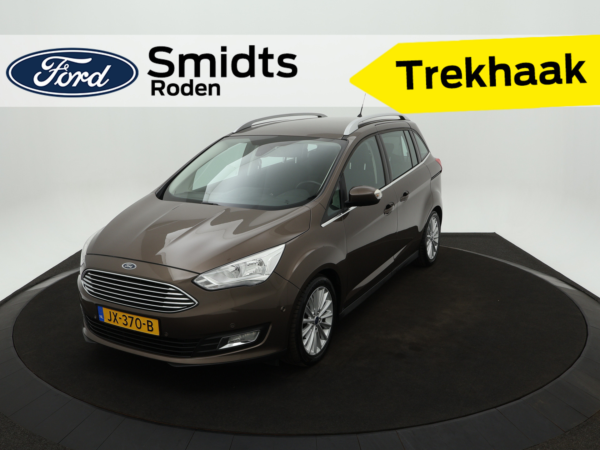 Ford Grand C-Max 1.0 125PK Titanium | Trekhaak | Elektr. achterklep | ISOFIX | Voorruitverwarming |