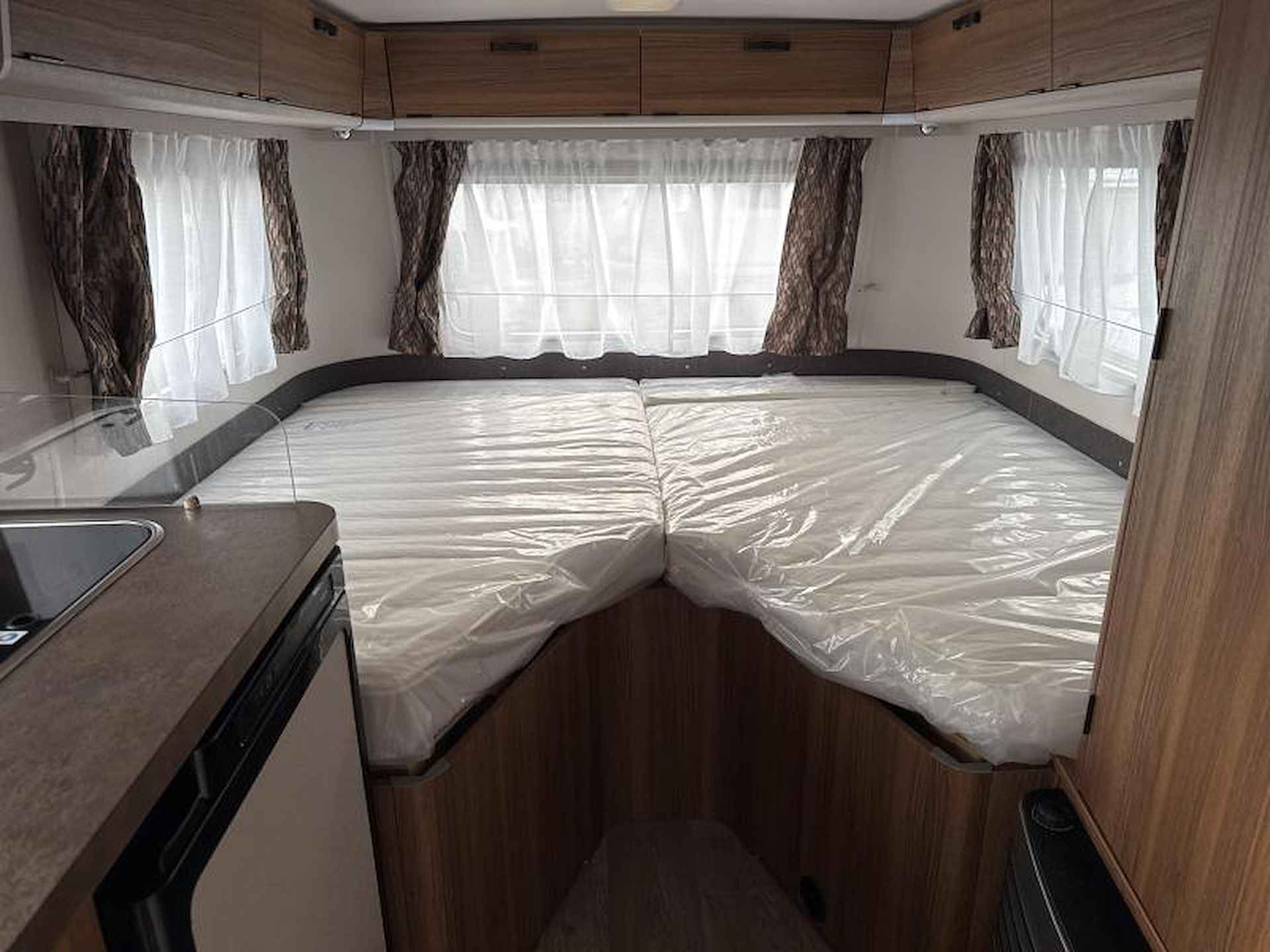 Eriba Touring 542 Legend € 2.500 voordeel - 7/9