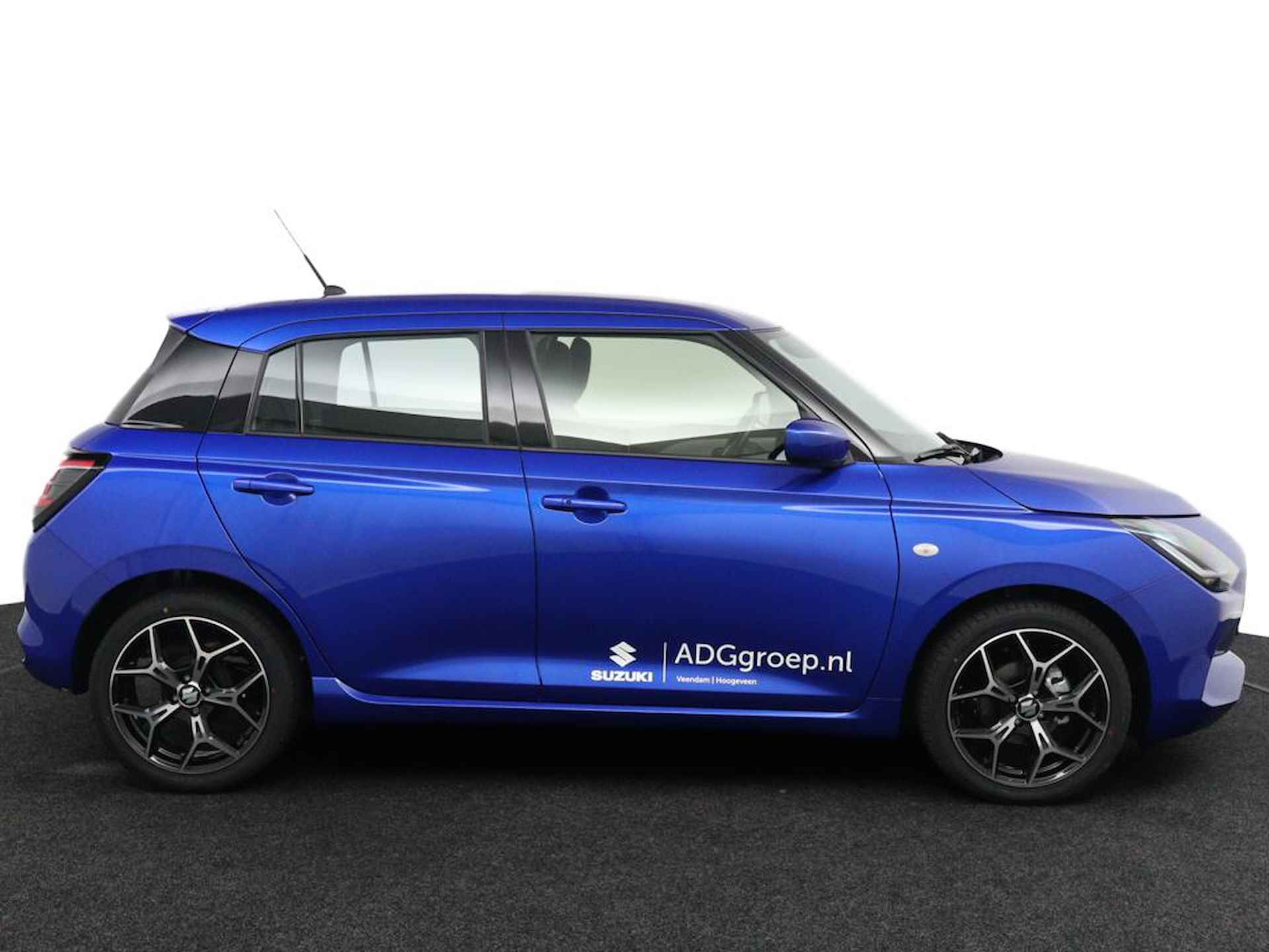 Suzuki Swift 1.2 Comfort Smart Hybrid | 17 Inch Velgen | Navigatie | Adaptieve Cruise Control | Parkeersensoren | DAB | - 7/46