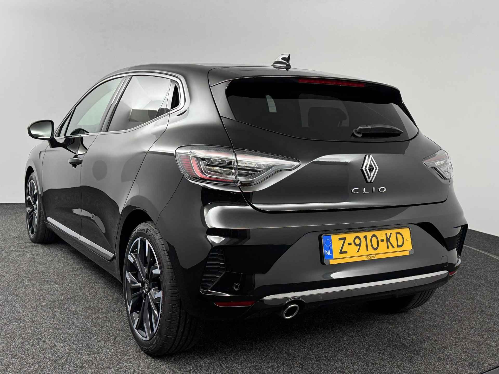 Renault Clio 1.0 TCe 90 GPF techno Navigatie / Parkeercamera / Climate Control - 35/48