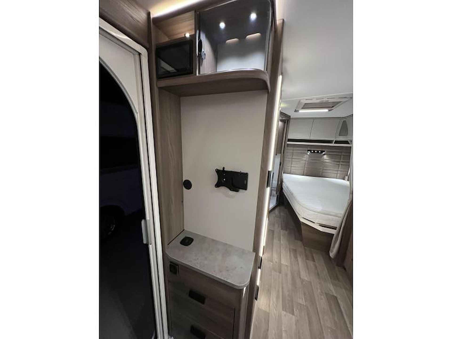 Kabe Royal 520 XL NIEUW 2025 - 13/17