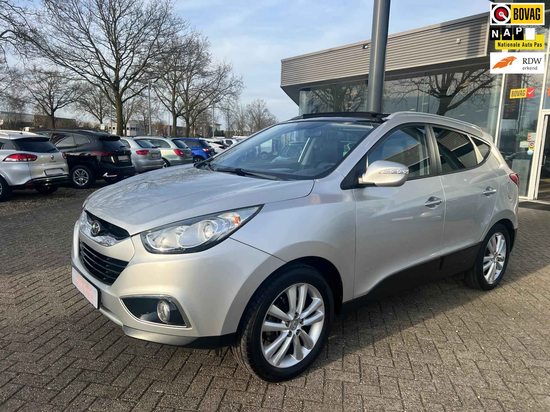 Hyundai Ix35 2.0i i-Catcher, Automaat, Navigatie, panodak, Clima, Bluetooth, etc