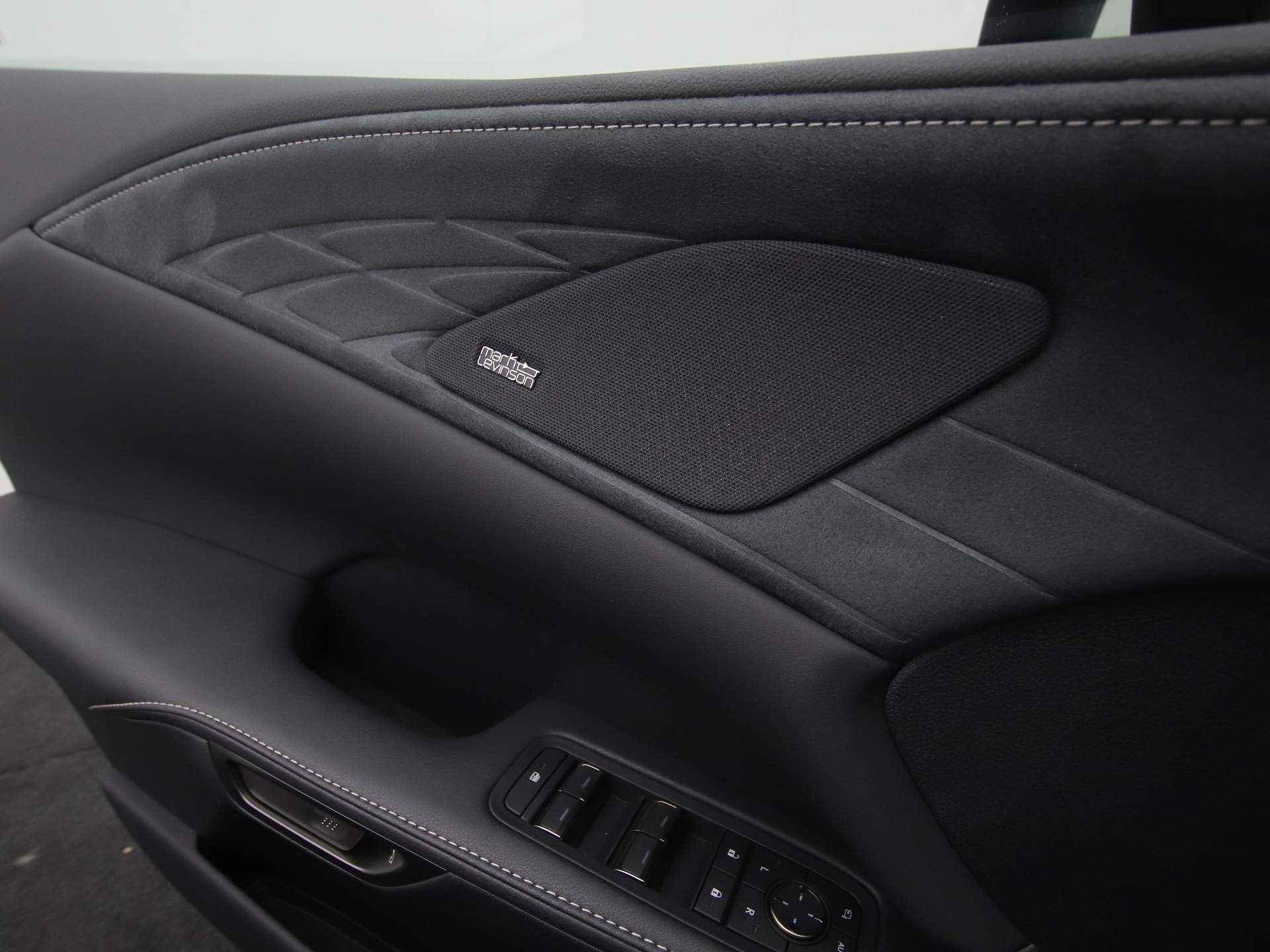 Lexus RX 500h Turbo Hybrid F-Sport Line *DEMO* | Glazen Panoramadak | Mark Levinson Premium Audio | - 46/60