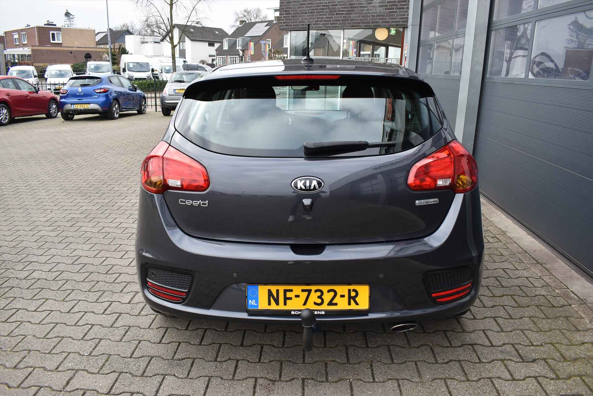 KIA Cee D 1.6 GDI 135pk ComfortPlusLine Navigator - 14/32