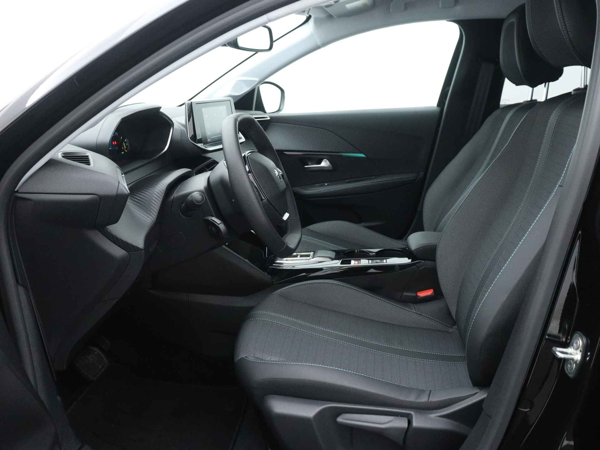 Peugeot e-208 Allure Limited | 136Pk | Navigatie | Parkeersensoren achter | Lichtmetalen velgen | - 19/43