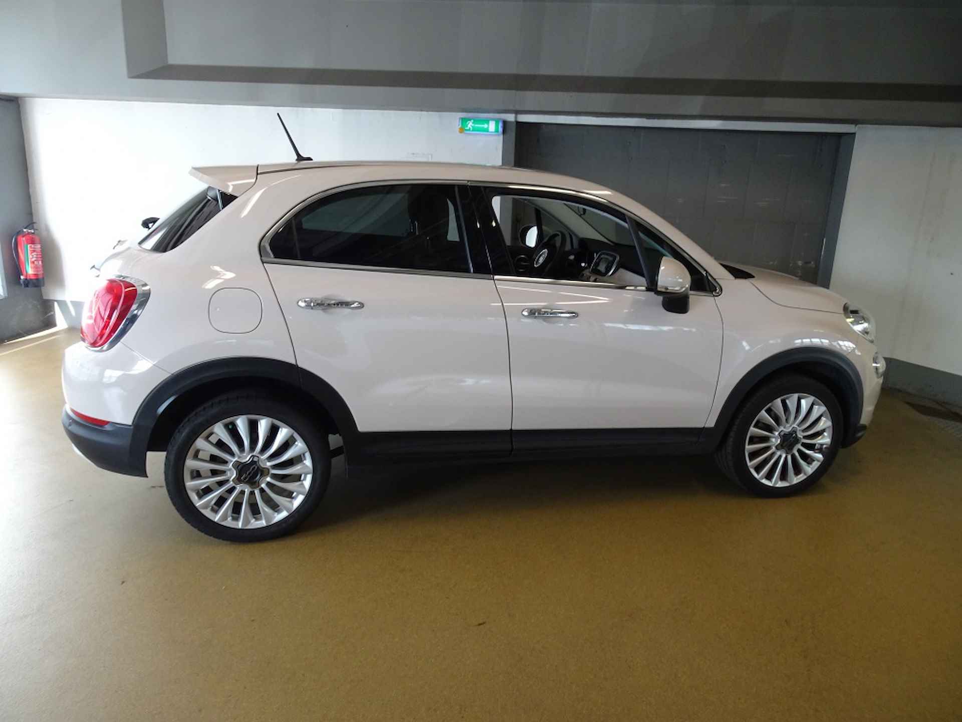 Fiat 500 X 1.4 Turbo MultiAir 140pk. Lounge - 3/23