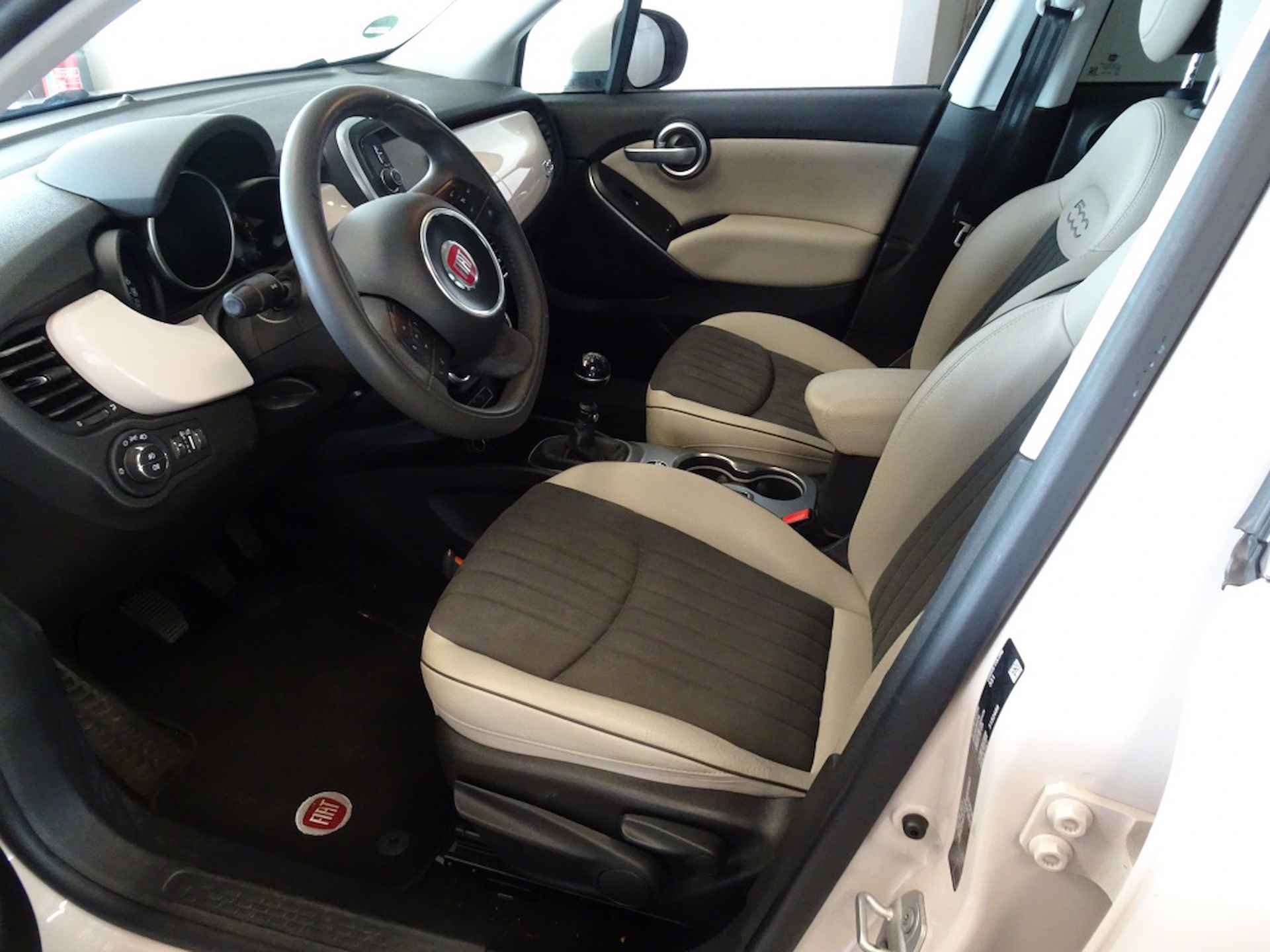 Fiat 500 X 1.4 Turbo MultiAir 140pk. Lounge - 6/23