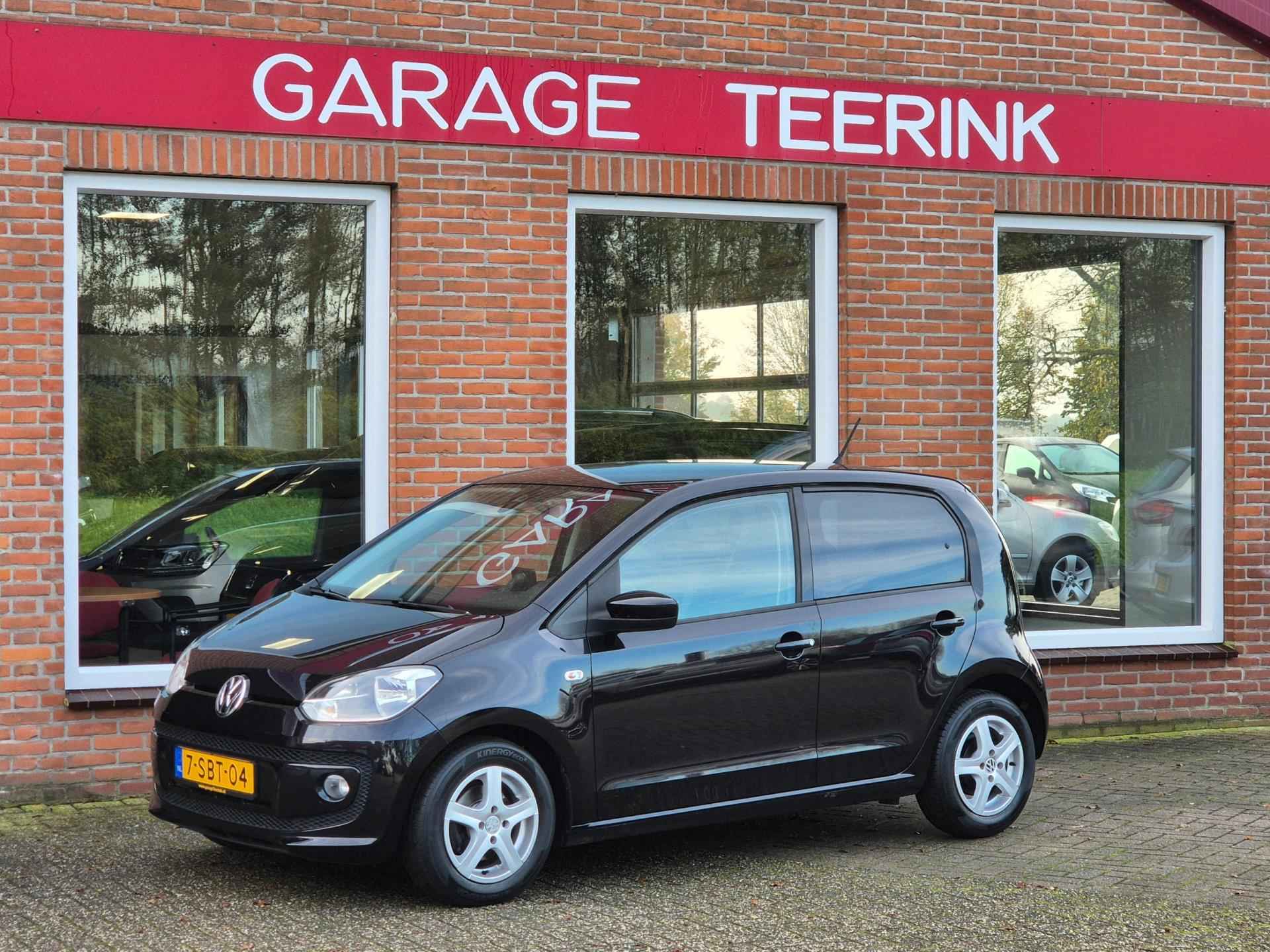 Volkswagen Up! 1.0 high up! BlueMotion 60PK 5drs airco, cruise, navi, pdc, lmv RIJKLAAR - 2/18