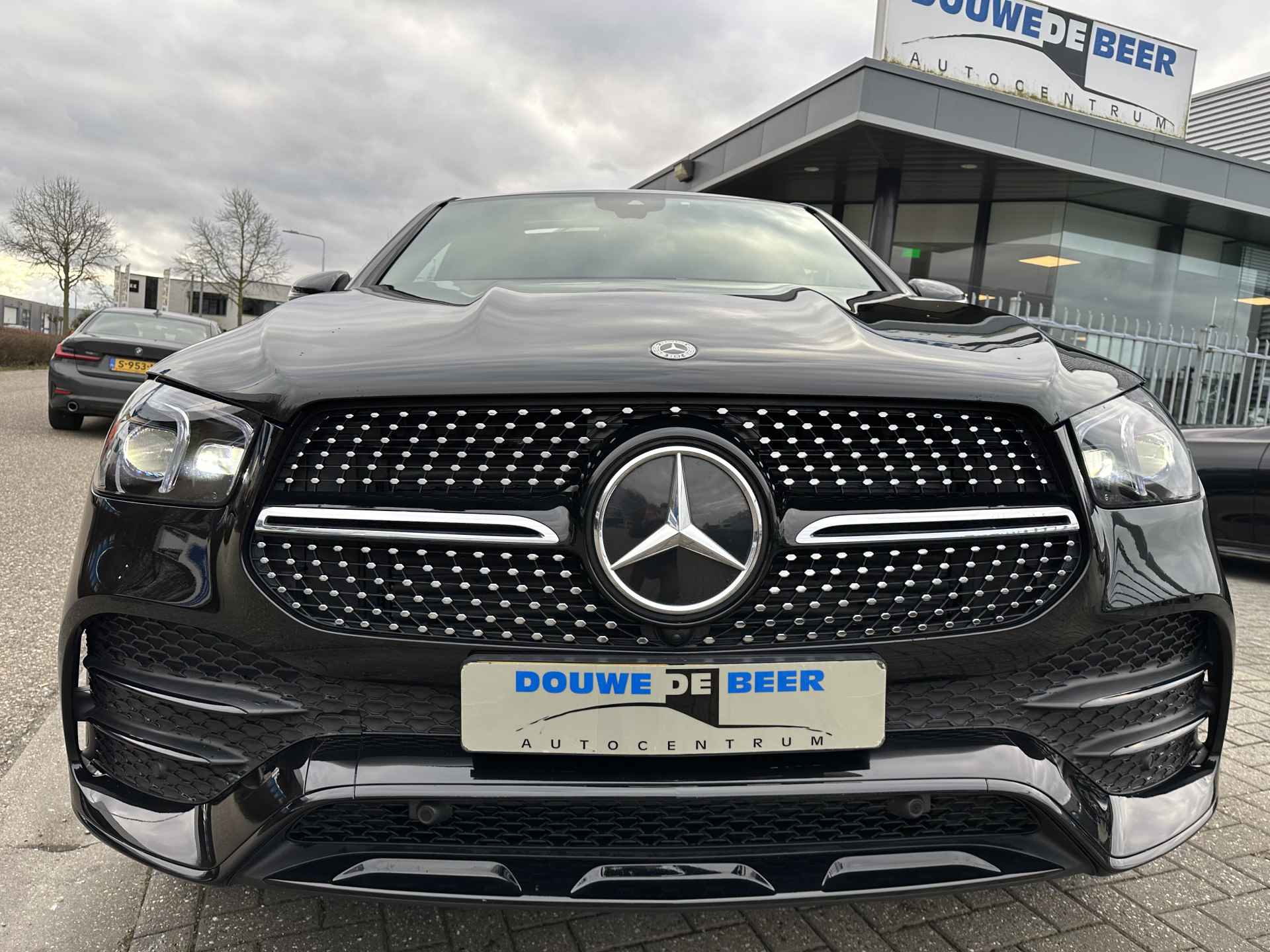 Mercedes-Benz GLE Coupé 350 e 4MATIC AMG Pano-Dak | Memory | Burmester | Luchtvering | Stoelventilatie | 360-Camera | Night - 4/33